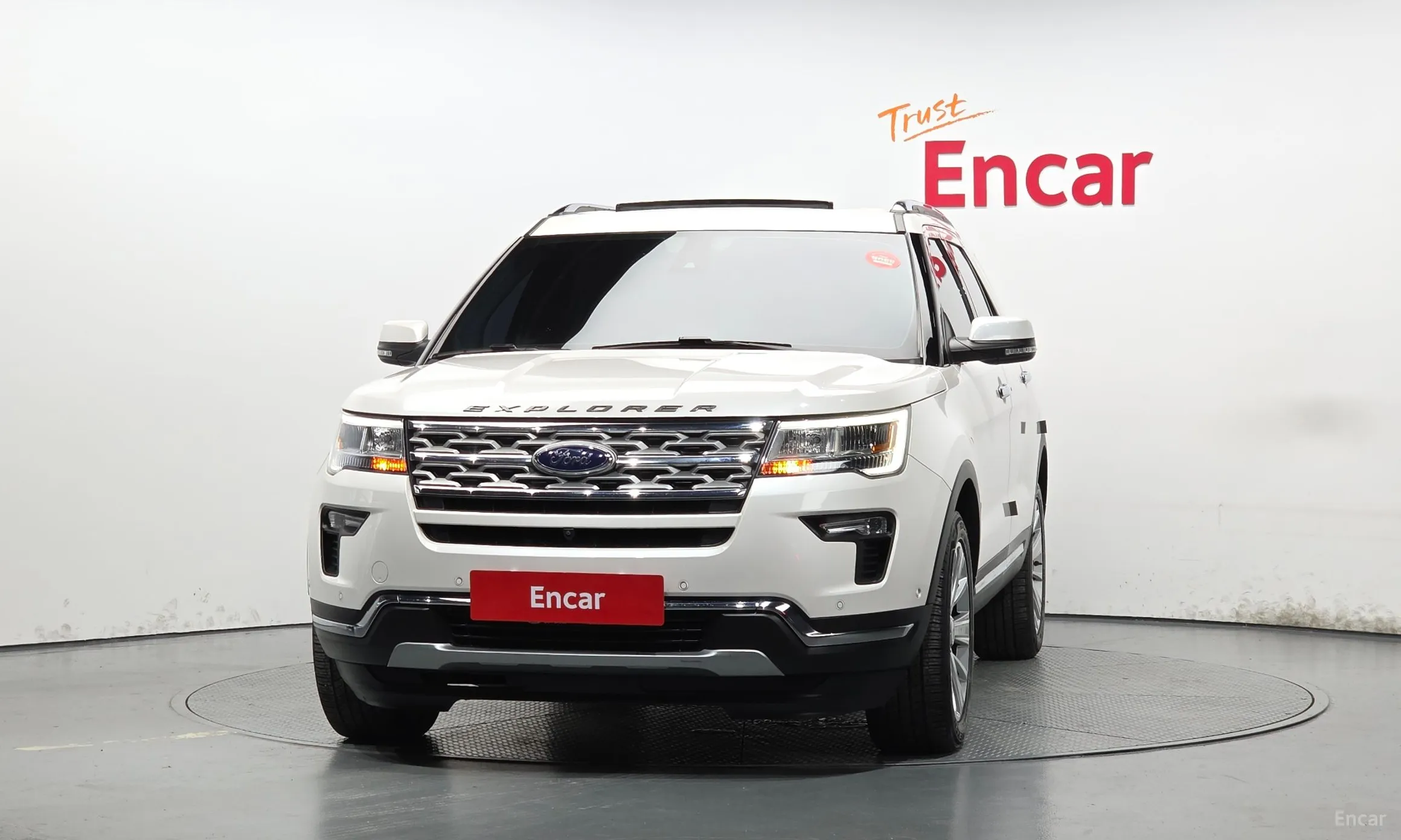 Ford Explorer превью 3
