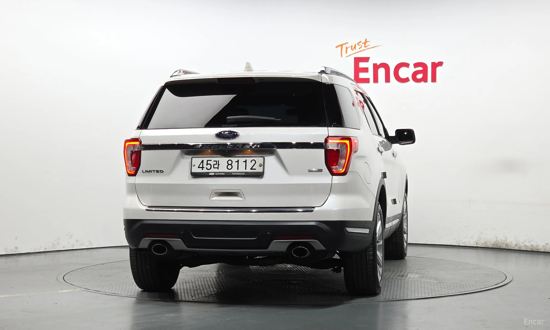 Ford Explorer превью 4