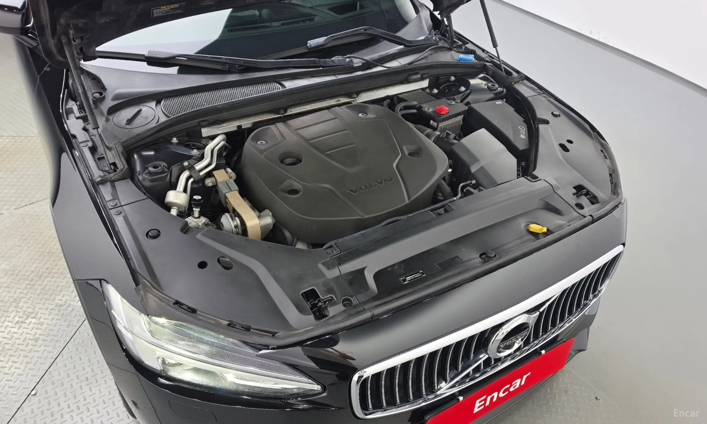 Volvo S90 превью 6
