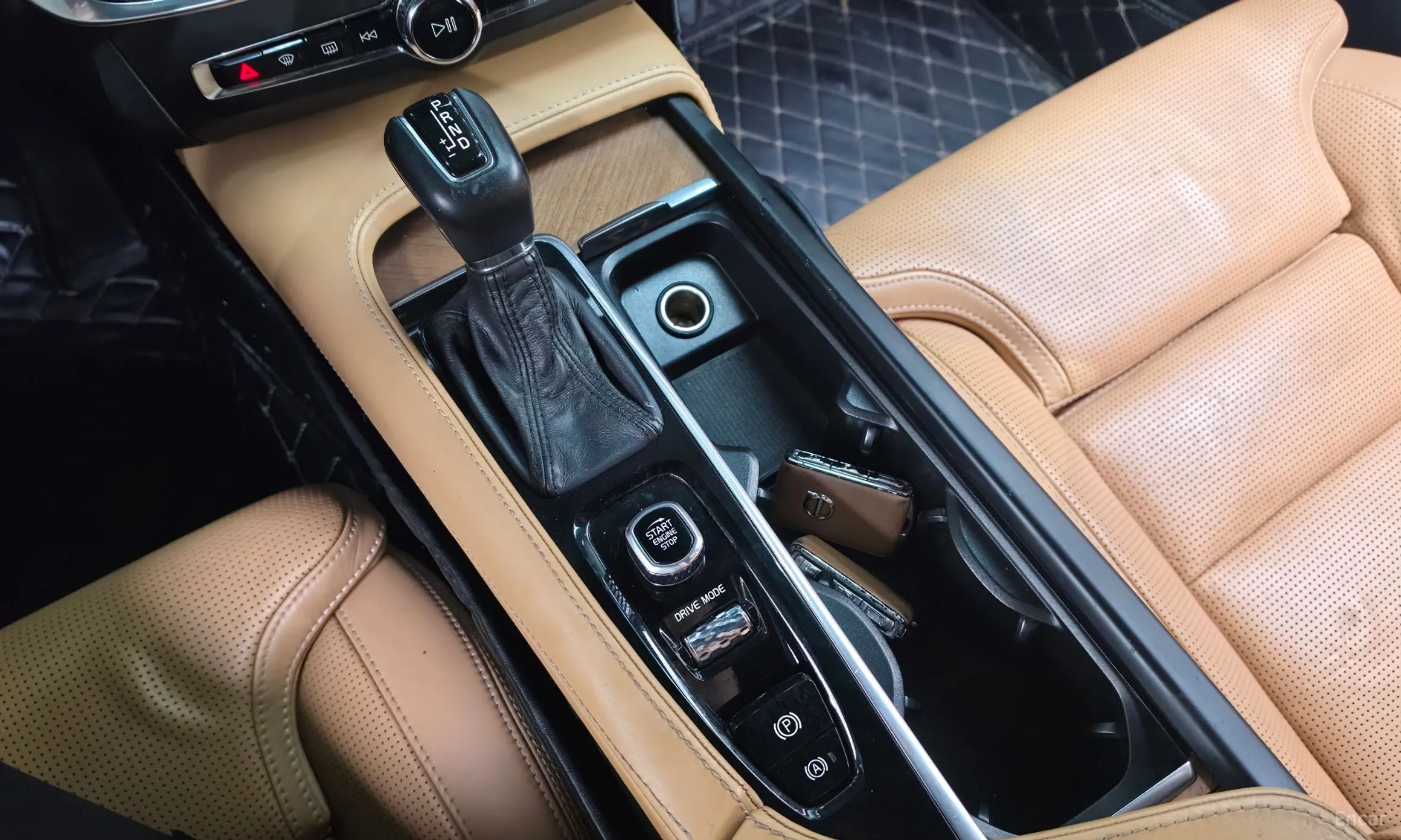 Volvo S90 превью 9