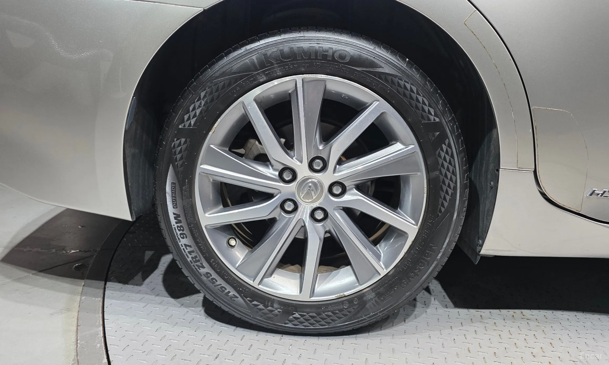 Lexus New ES300h превью 5