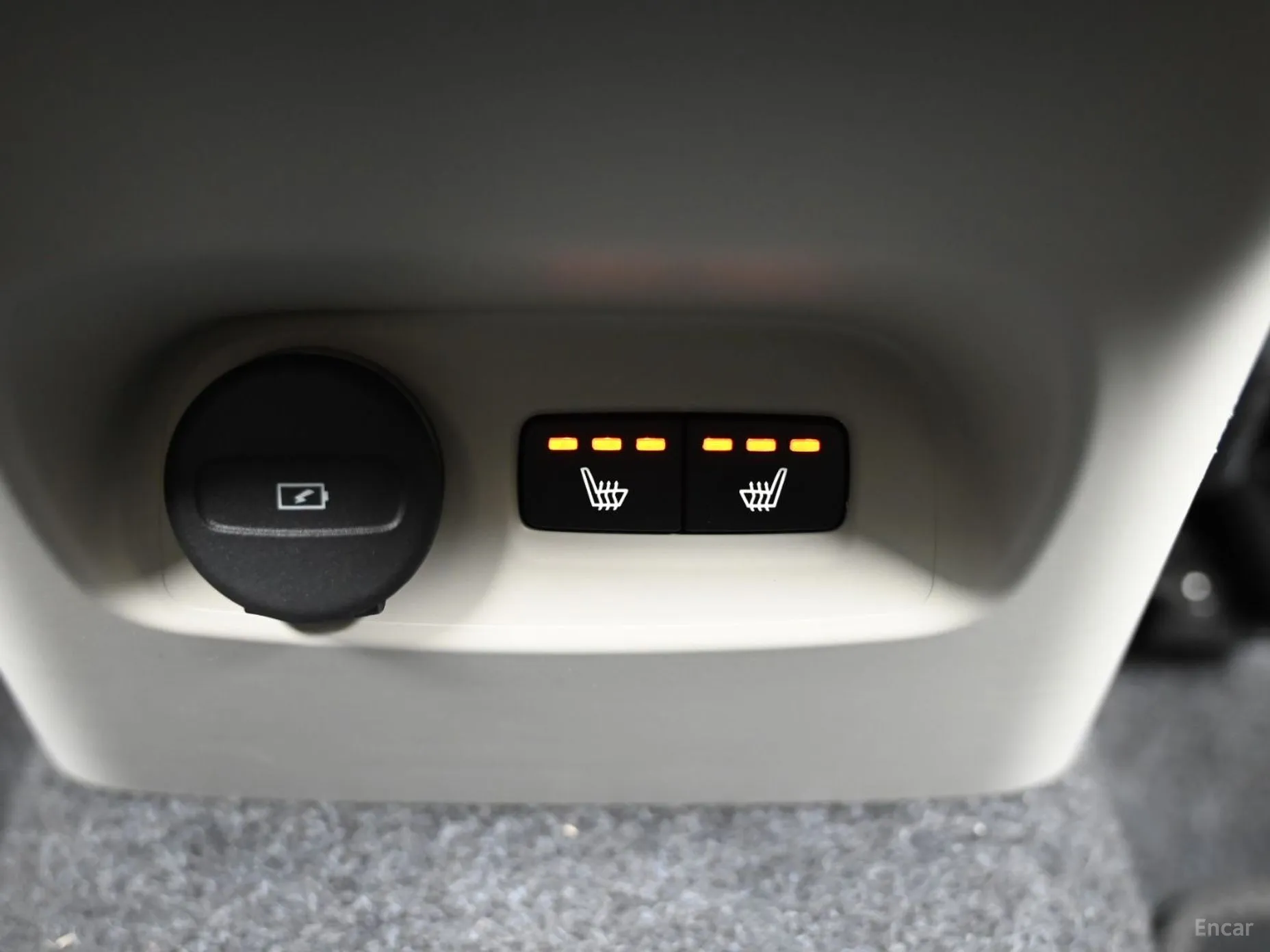 Volvo XC40 превью 16