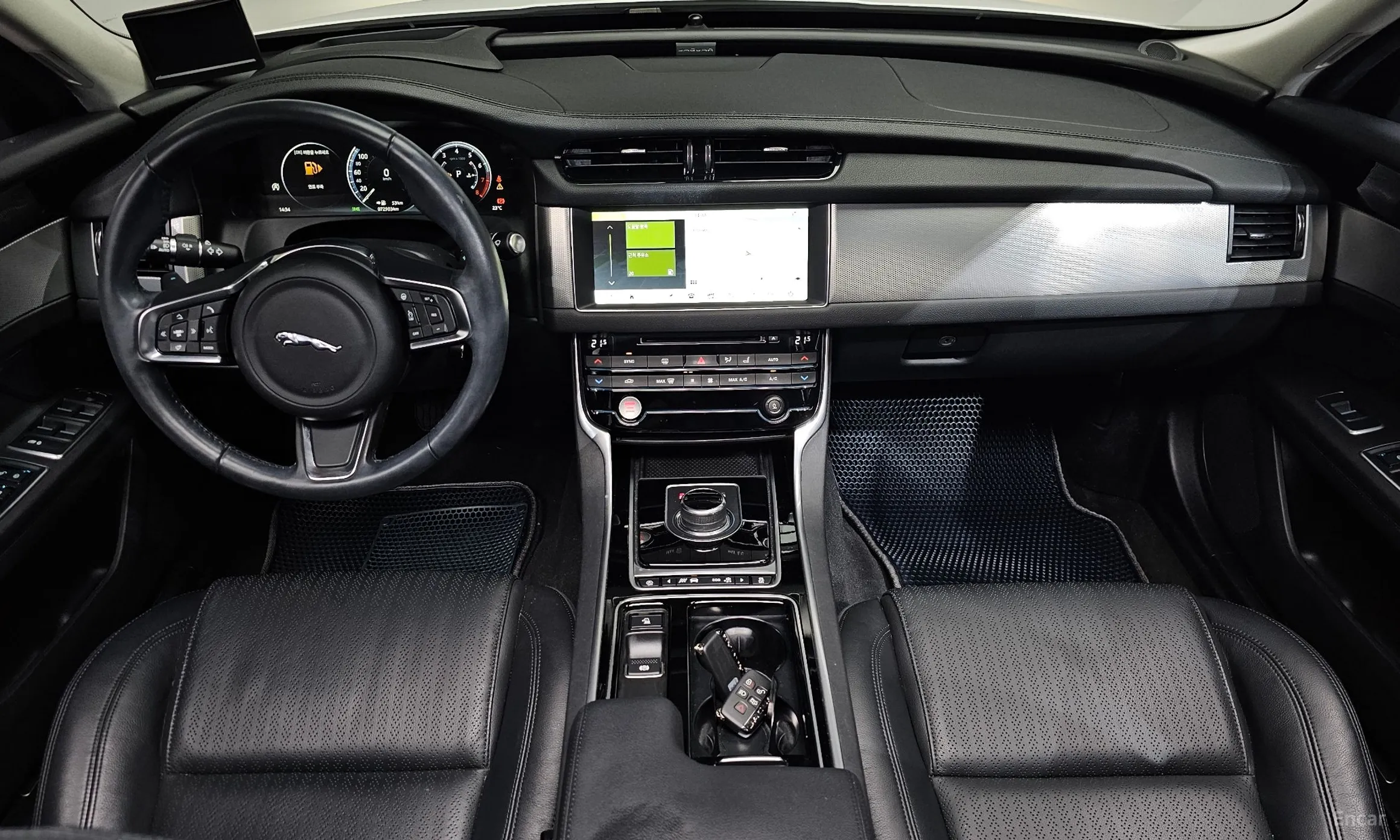 Jaguar XF (x260) превью 7