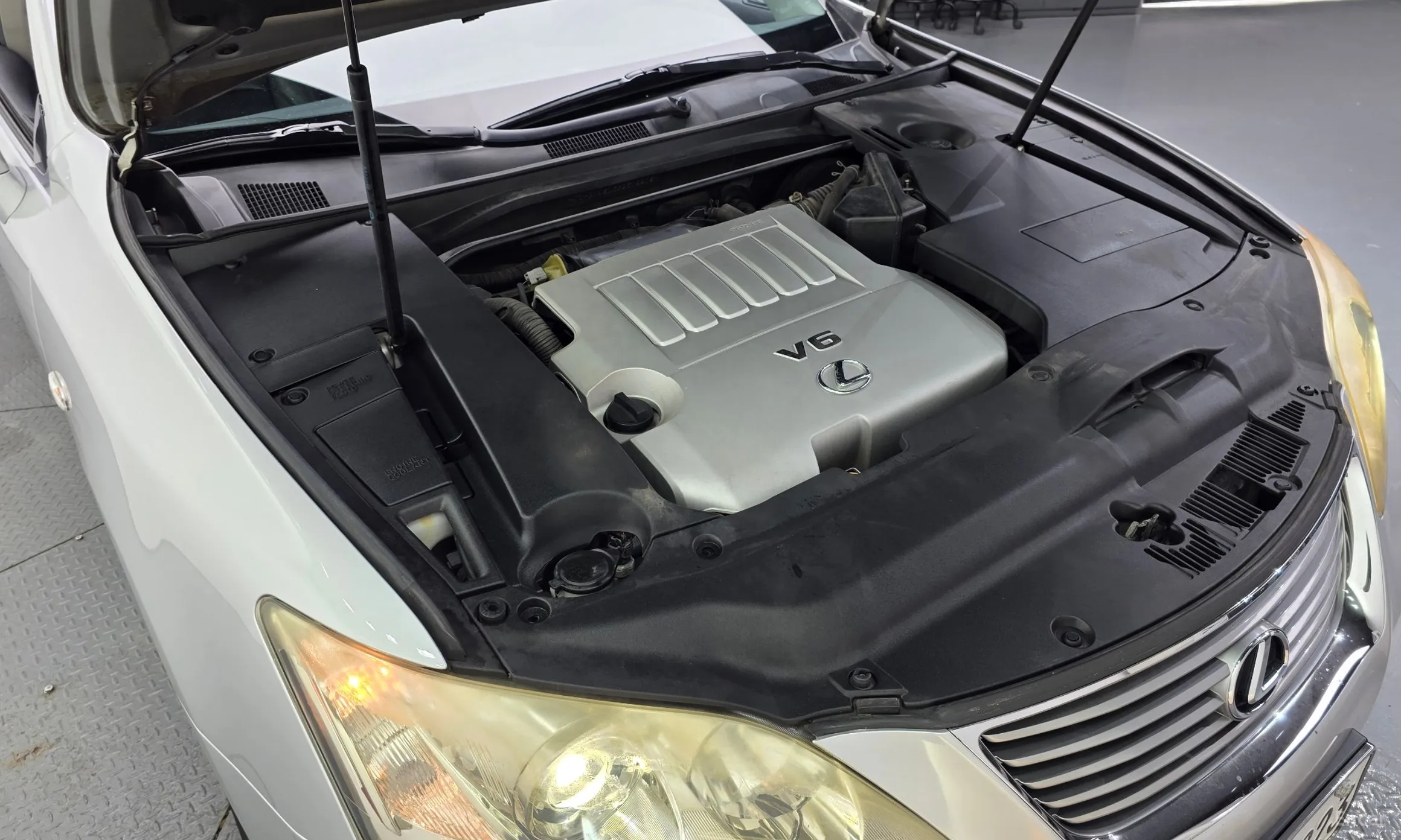 Lexus ES350 превью 6