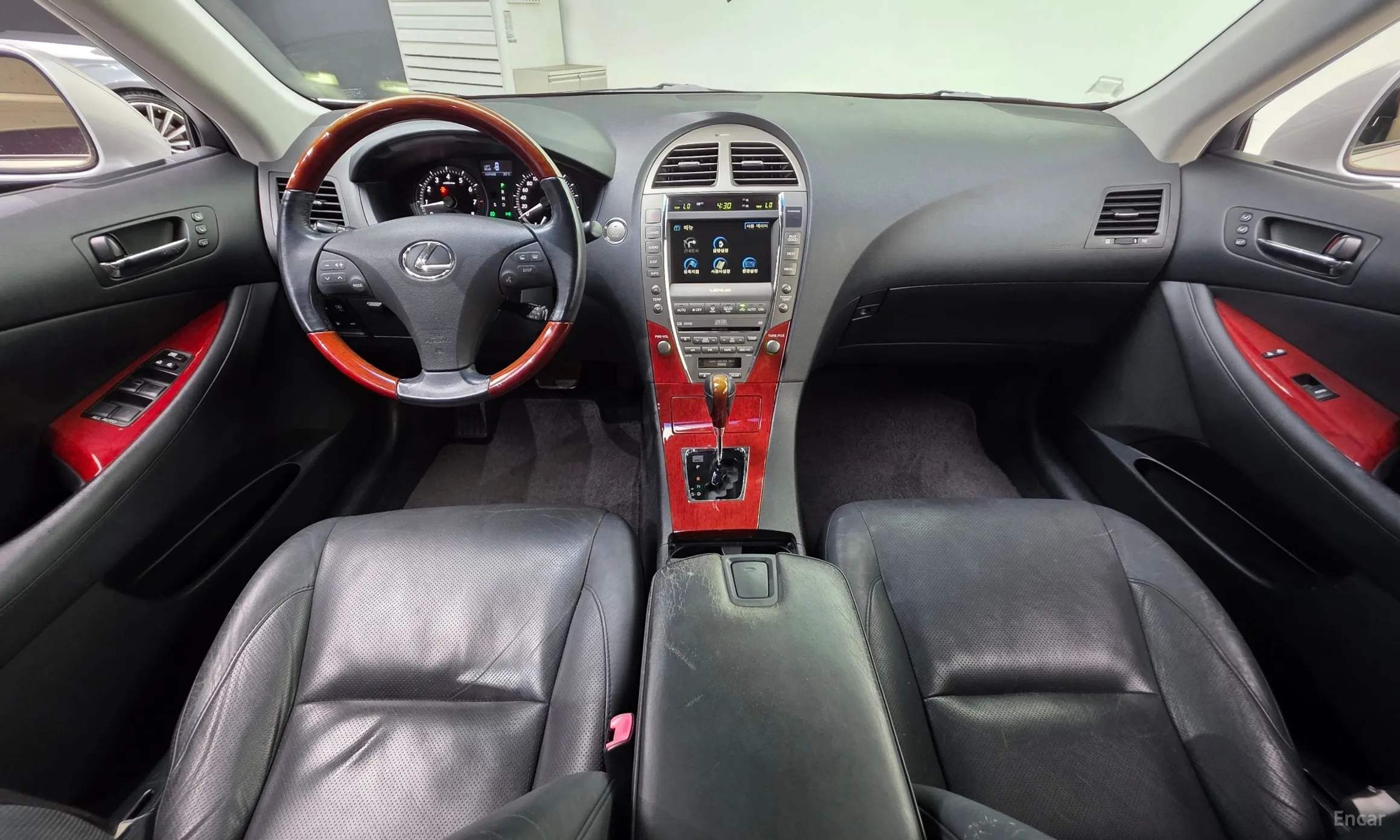 Lexus ES350 превью 7