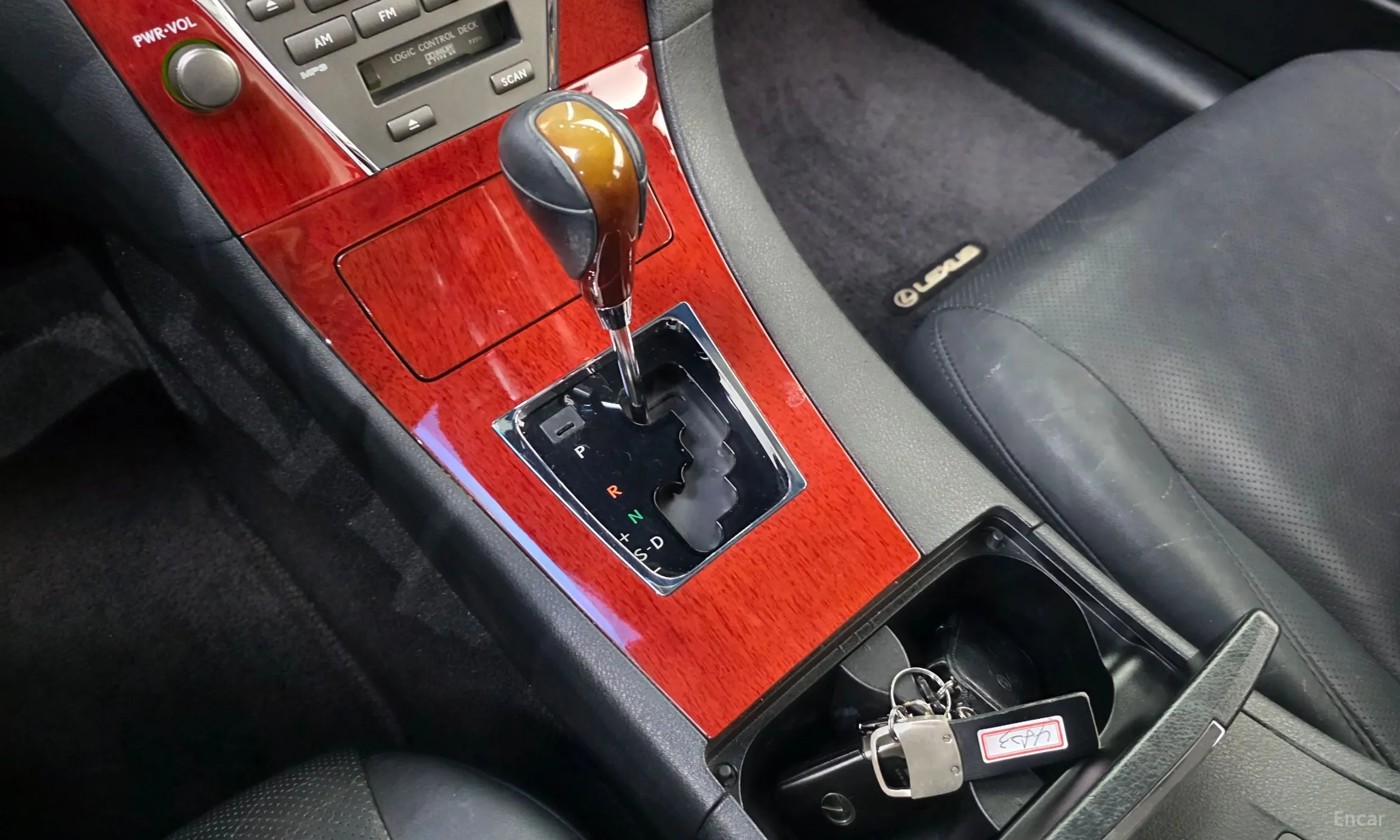 Lexus ES350 превью 9