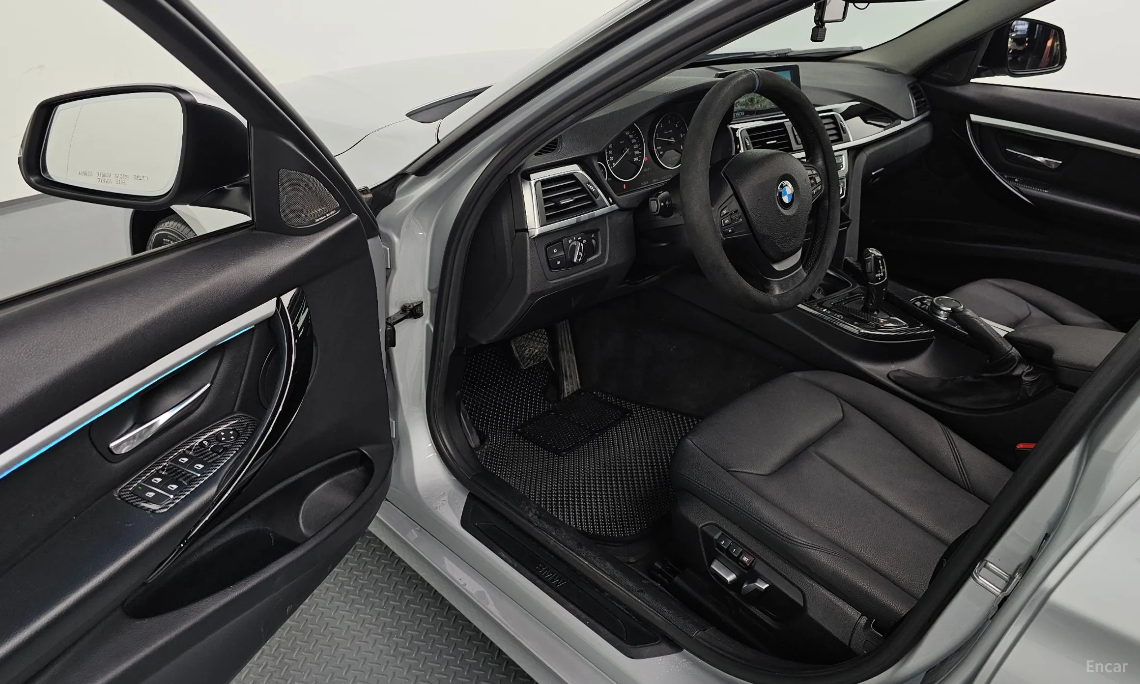 BMW 3 Series (F30) превью 10