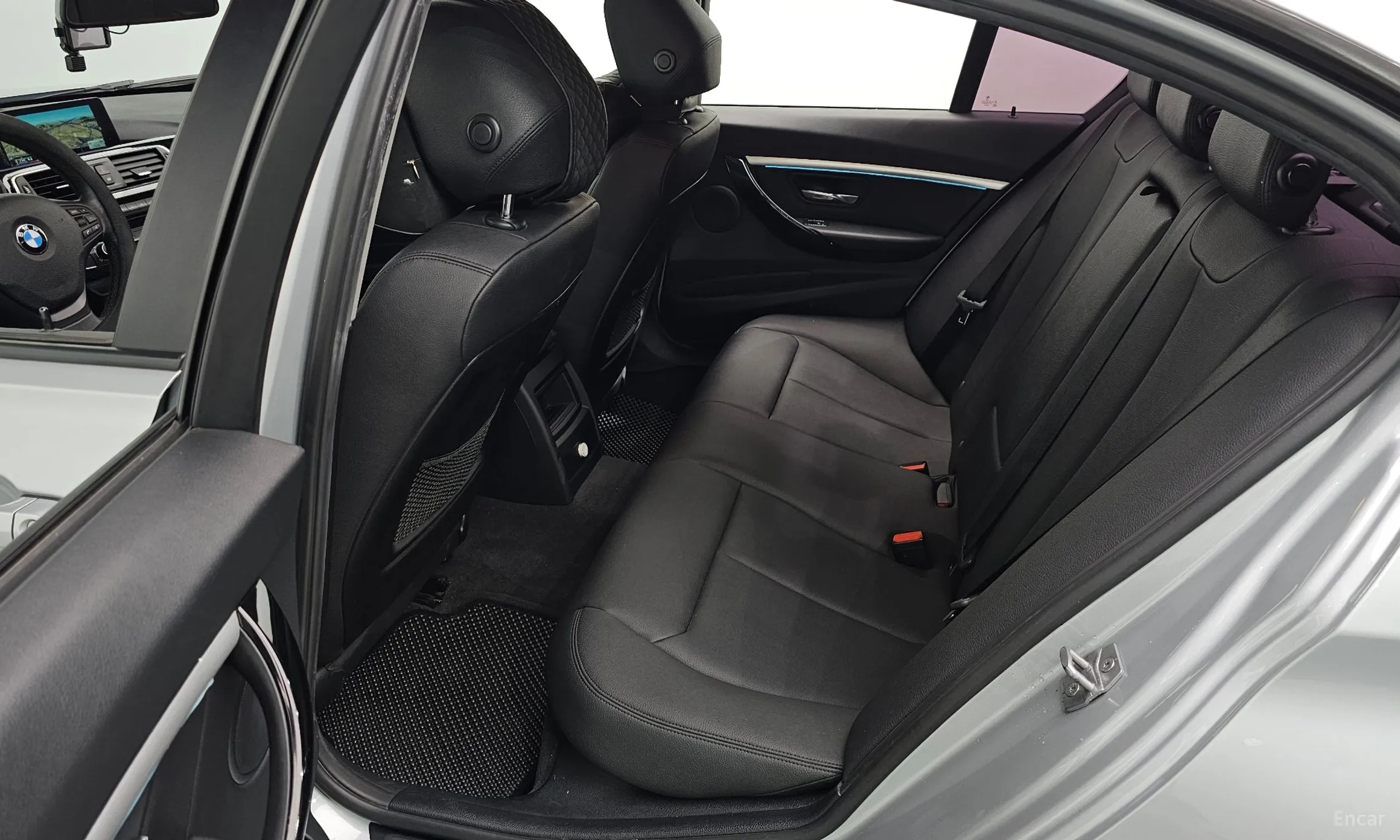 BMW 3 Series (F30) превью 11