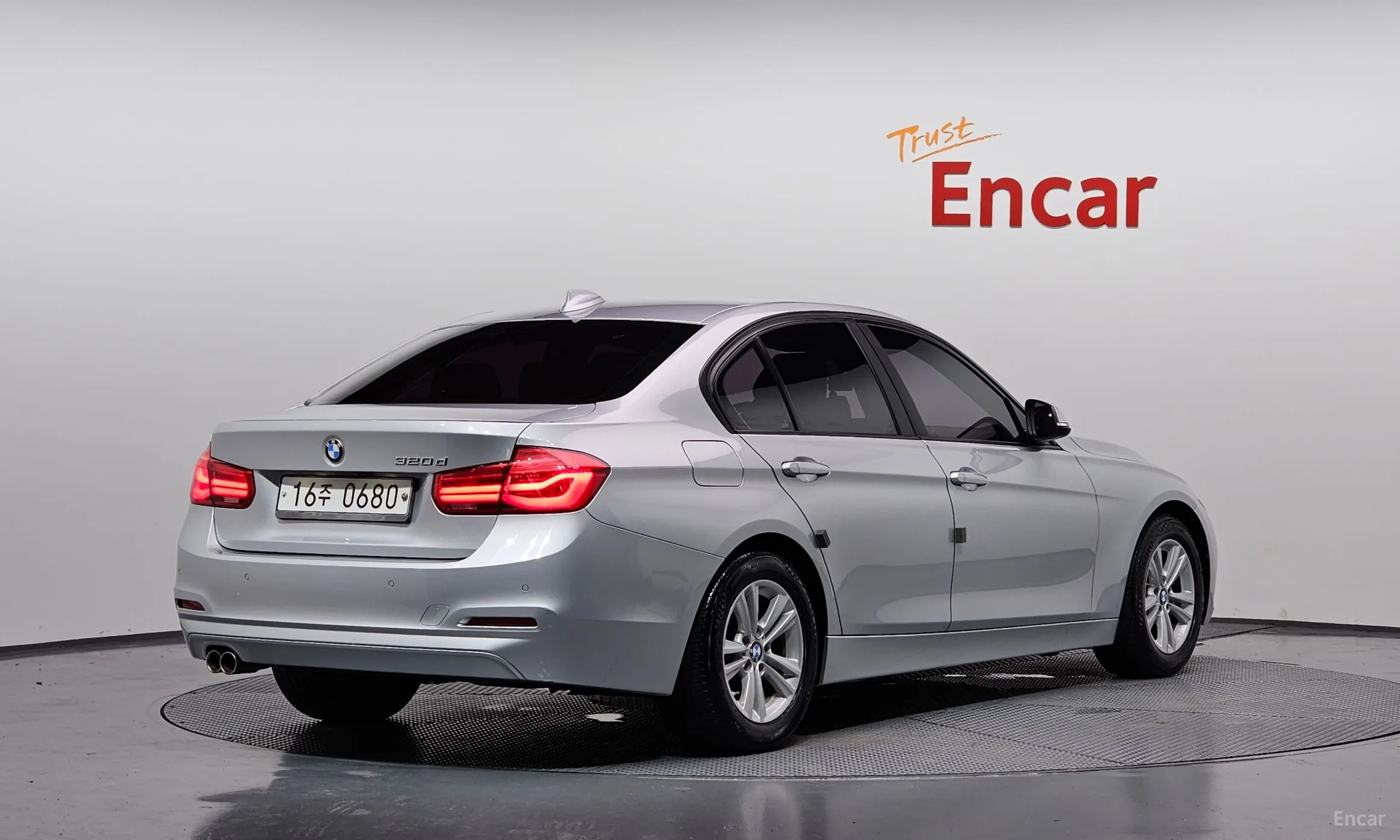 BMW 3 Series (F30)