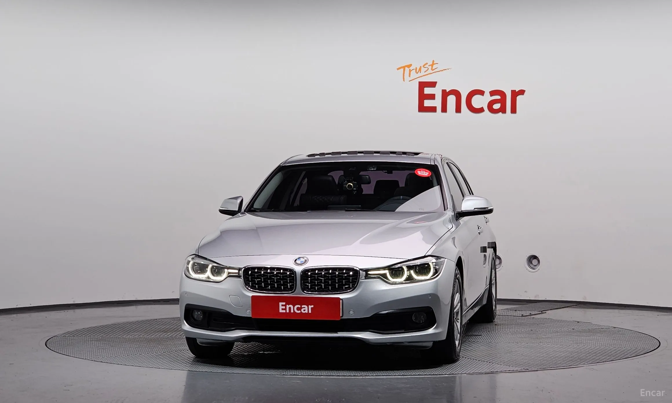 BMW 3 Series (F30) превью 3