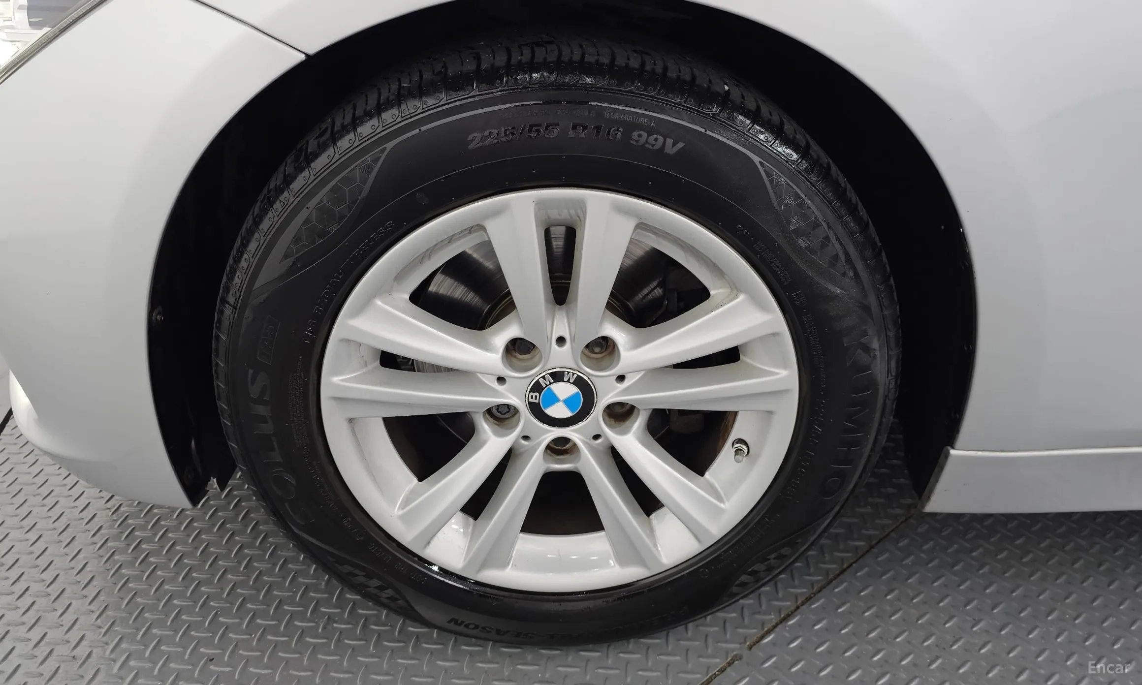 BMW 3 Series (F30) превью 5