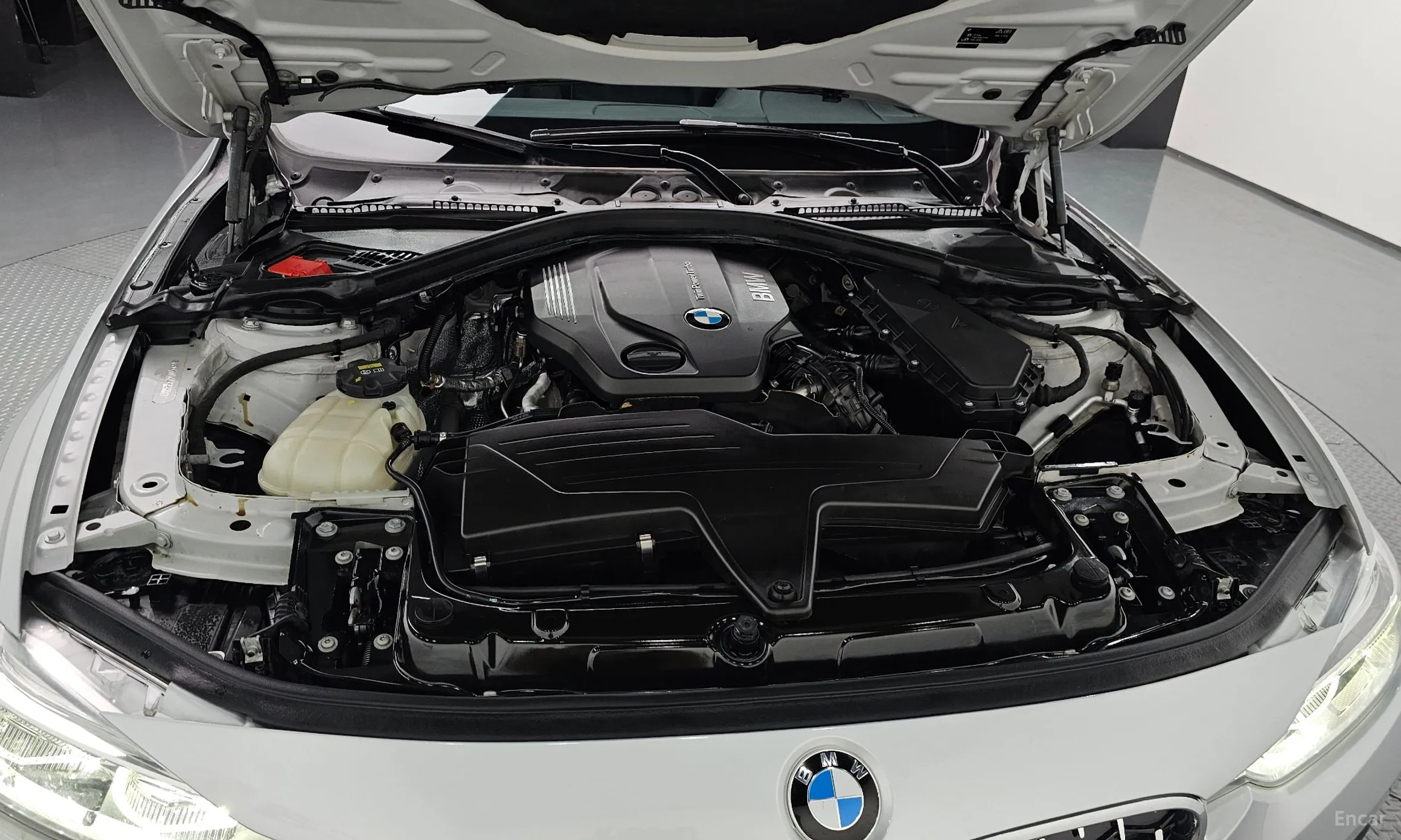 BMW 3 Series (F30) превью 6