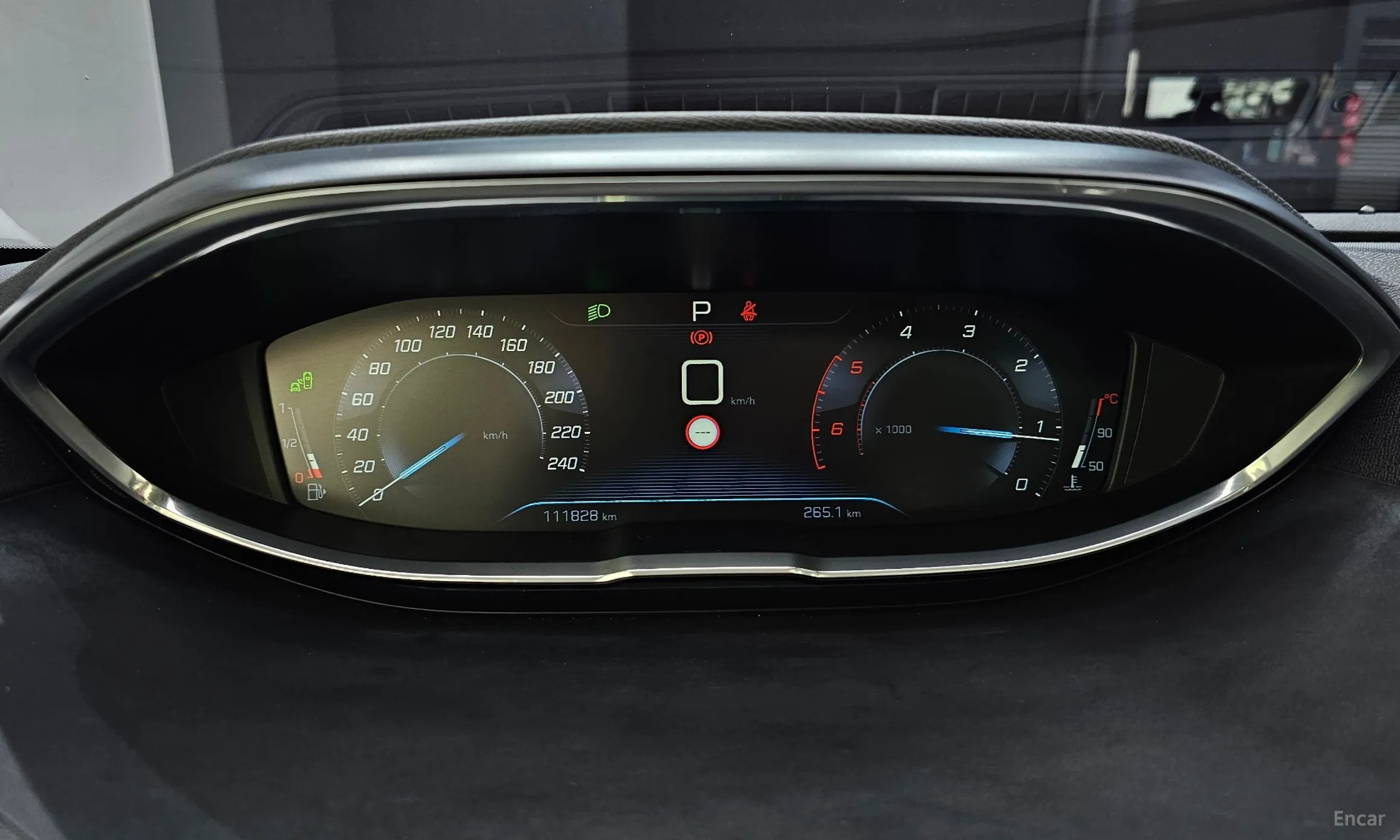 Peugeot 3008 2nd generation превью 8