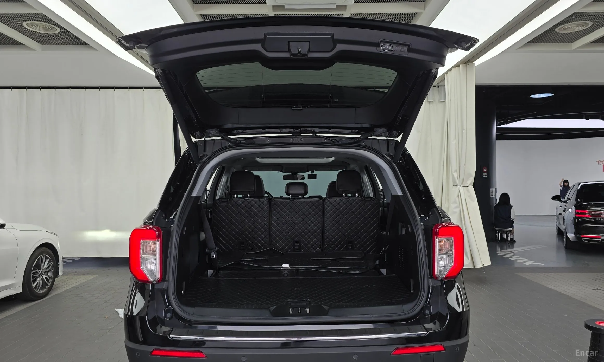 Ford Explorer 6th Generation превью 20