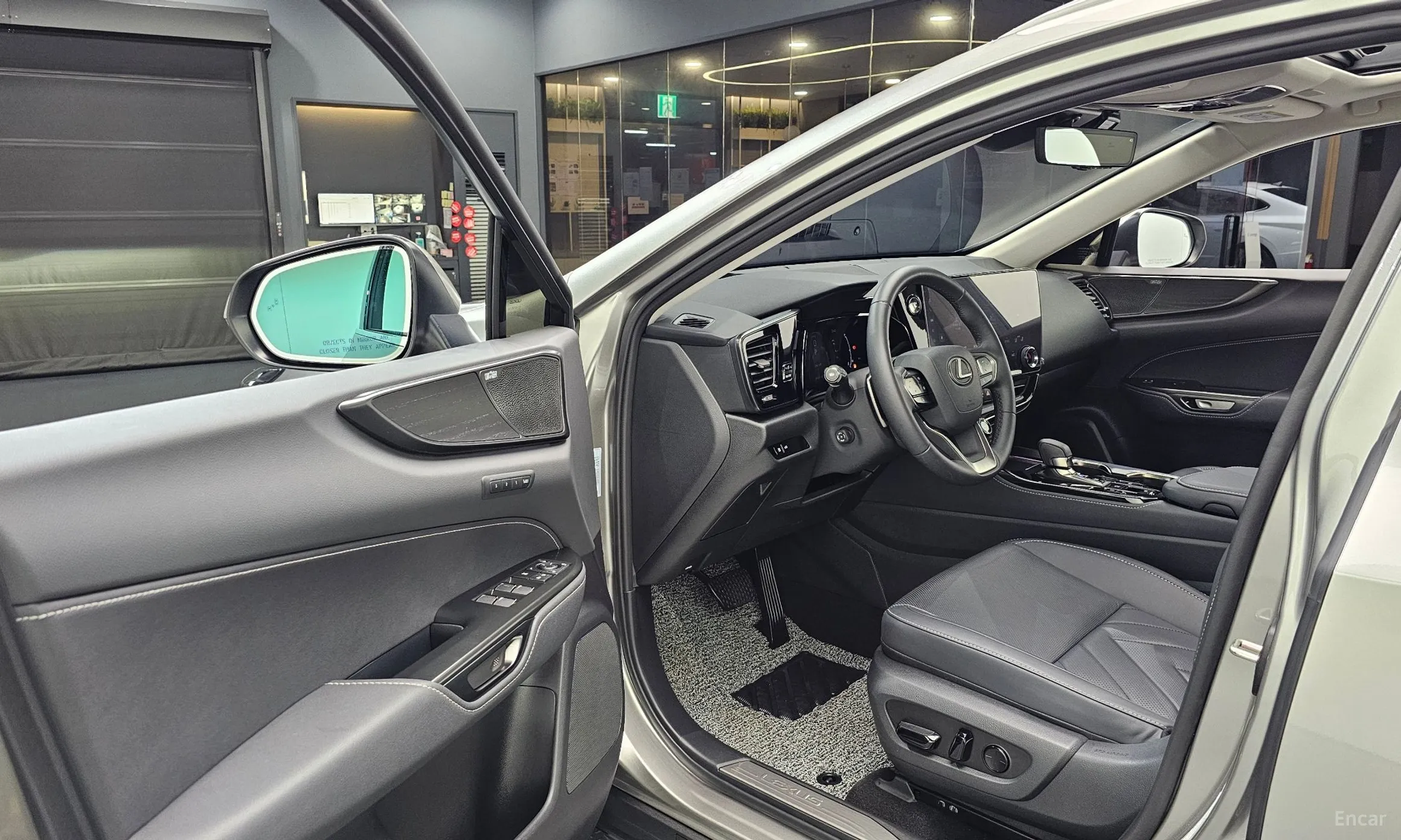 Lexus NX350h Gen 2 превью 10