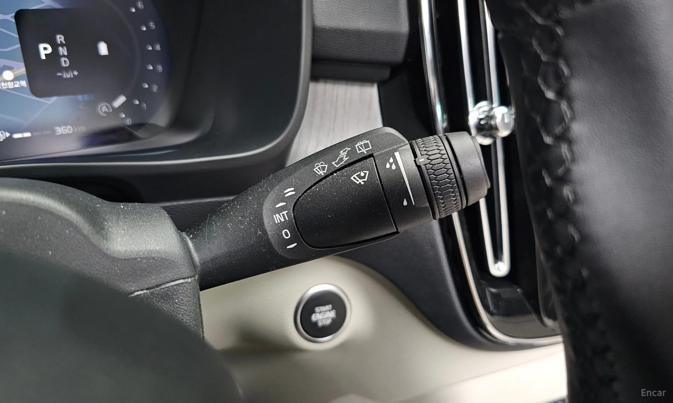 Volvo XC40 превью 16