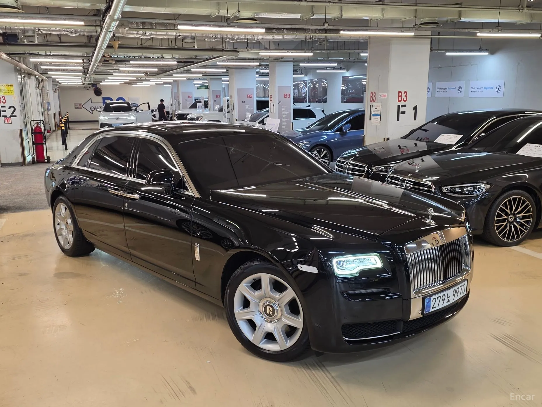 Rolls-Royce Ghost превью 20