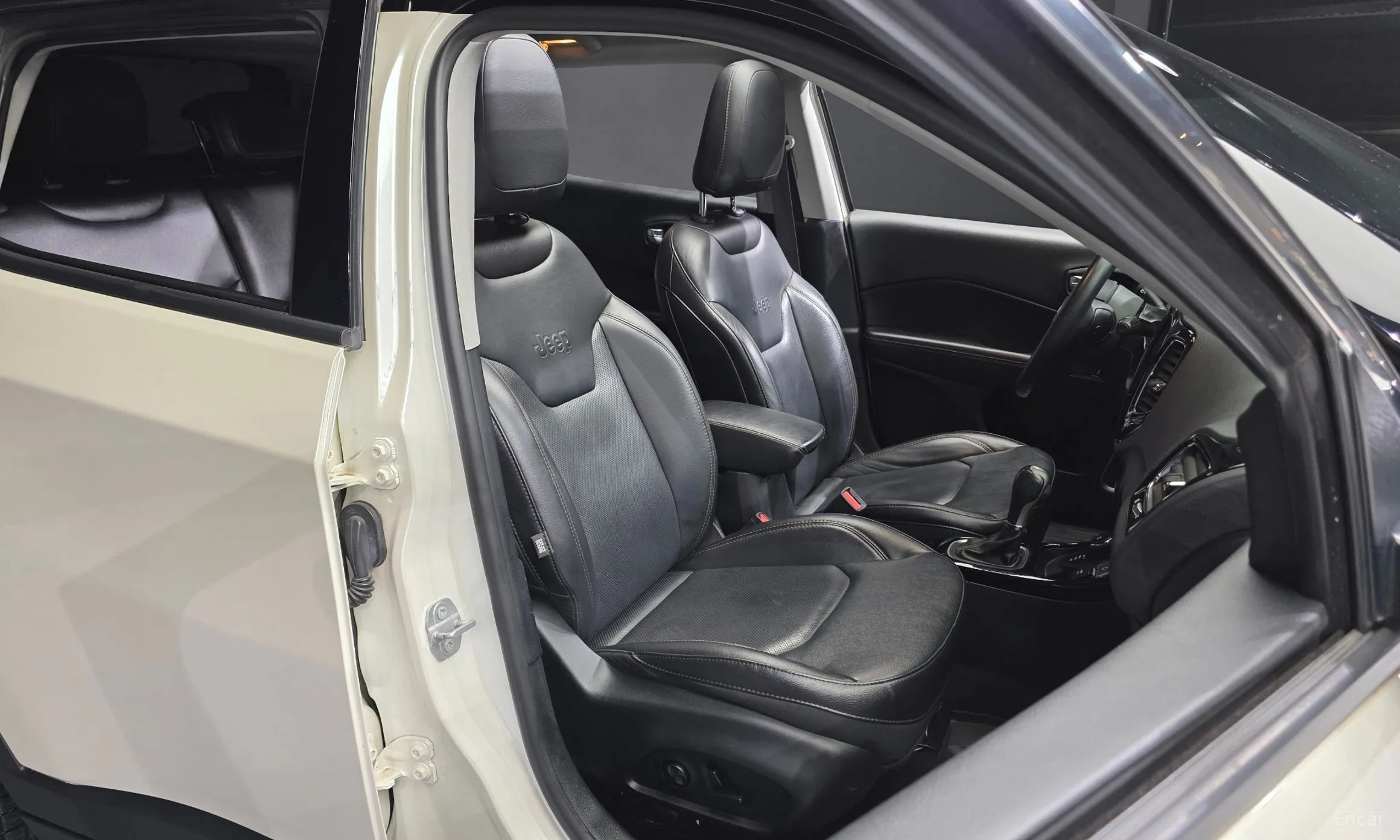 Jeep Compass 2nd Generation превью 11