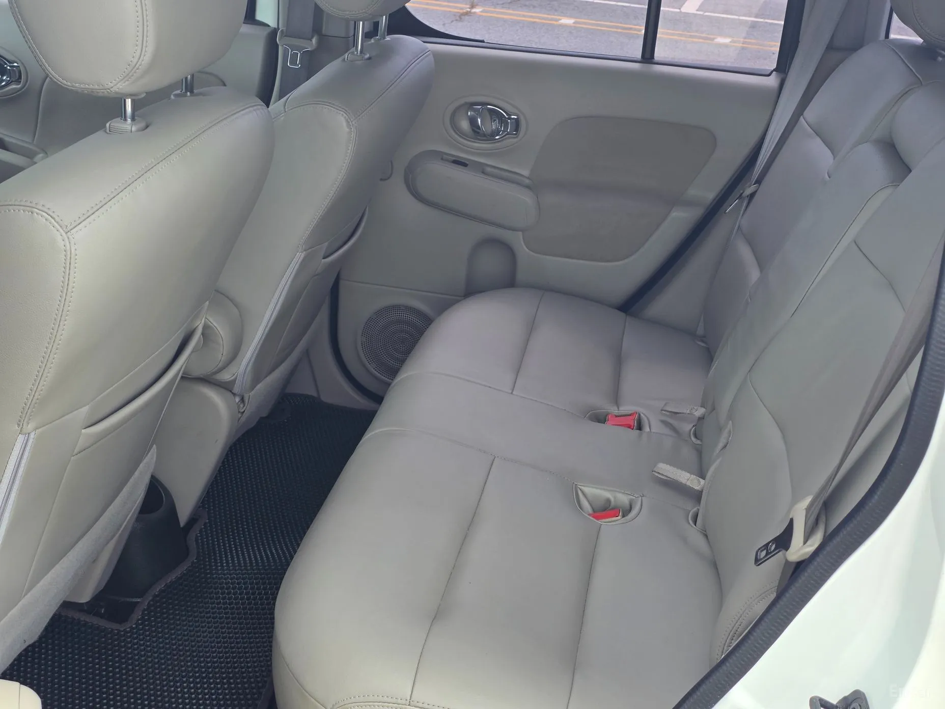 Nissan Cube превью 11