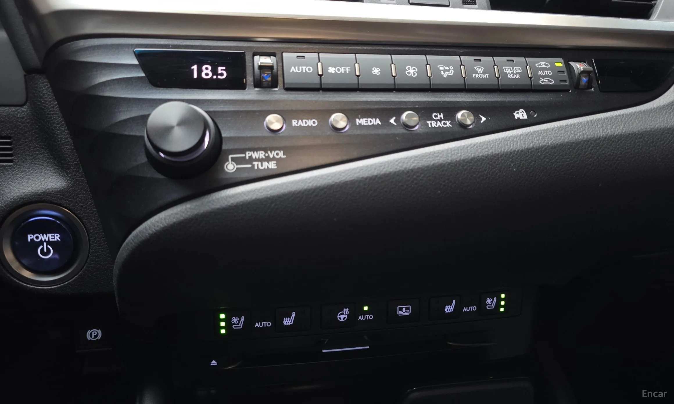 Lexus ES300h 7th Generation превью 19