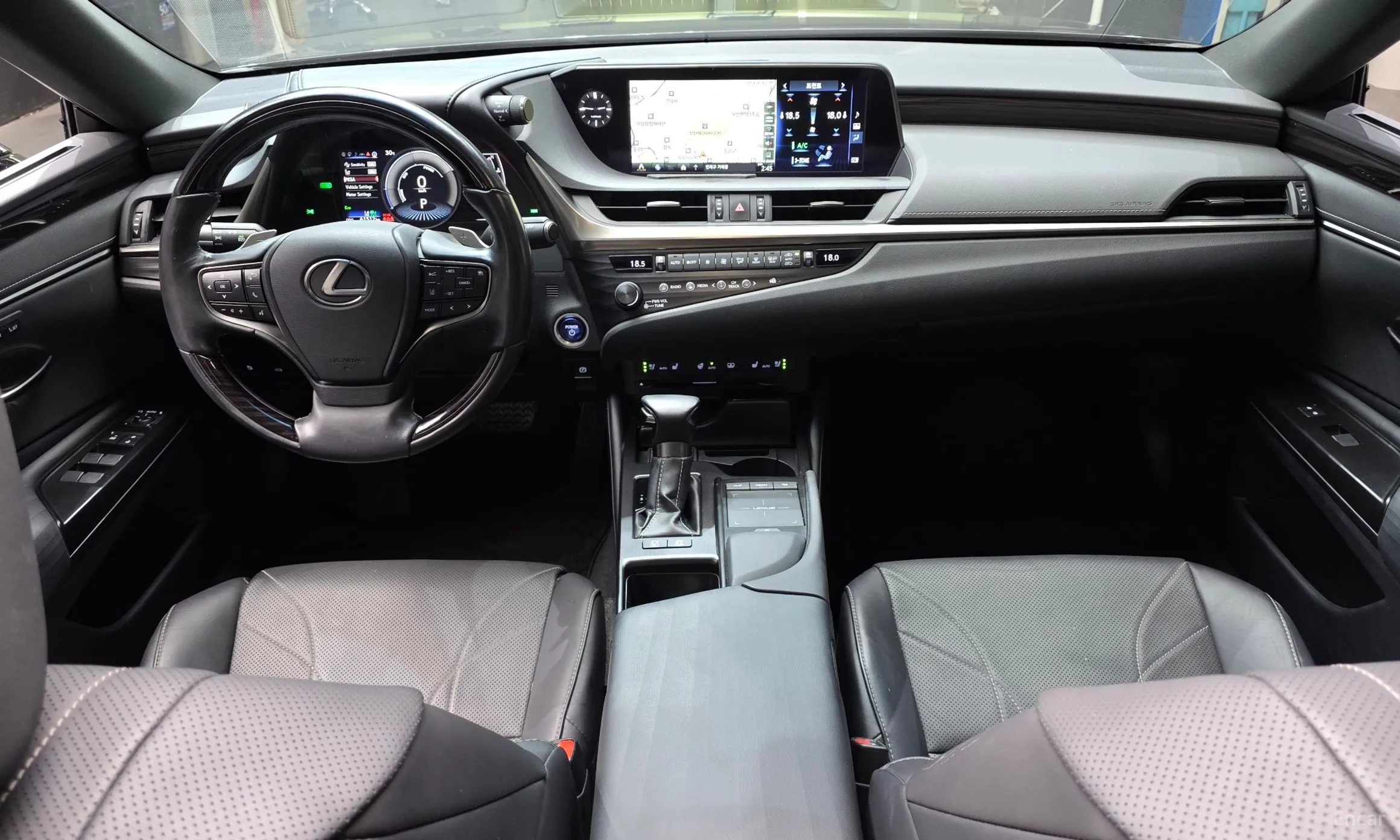 Lexus ES300h 7th Generation превью 7