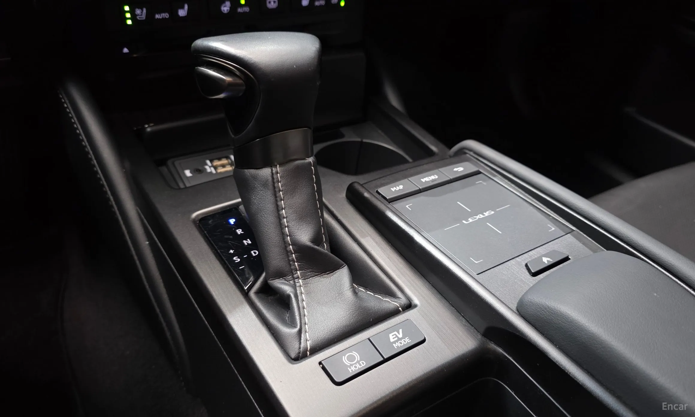Lexus ES300h 7th Generation превью 9