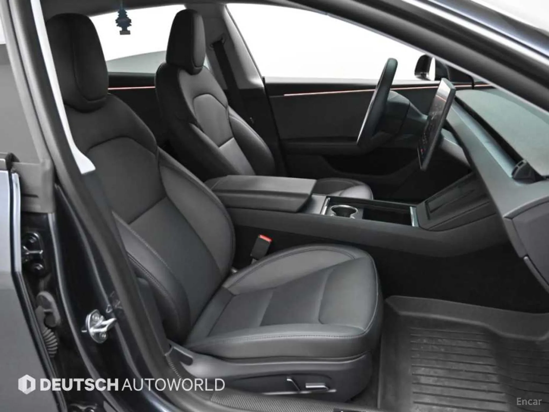 Tesla Model 3 превью 10