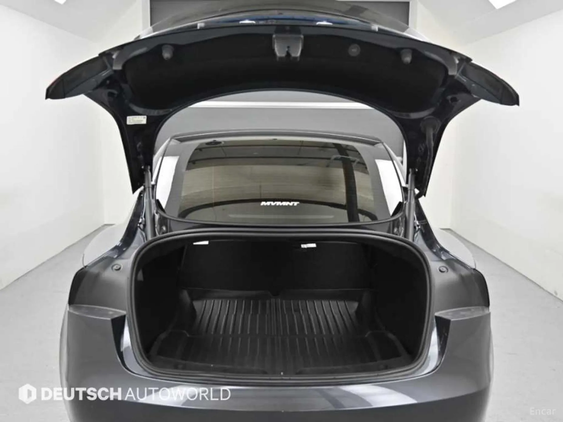 Tesla Model 3 превью 19