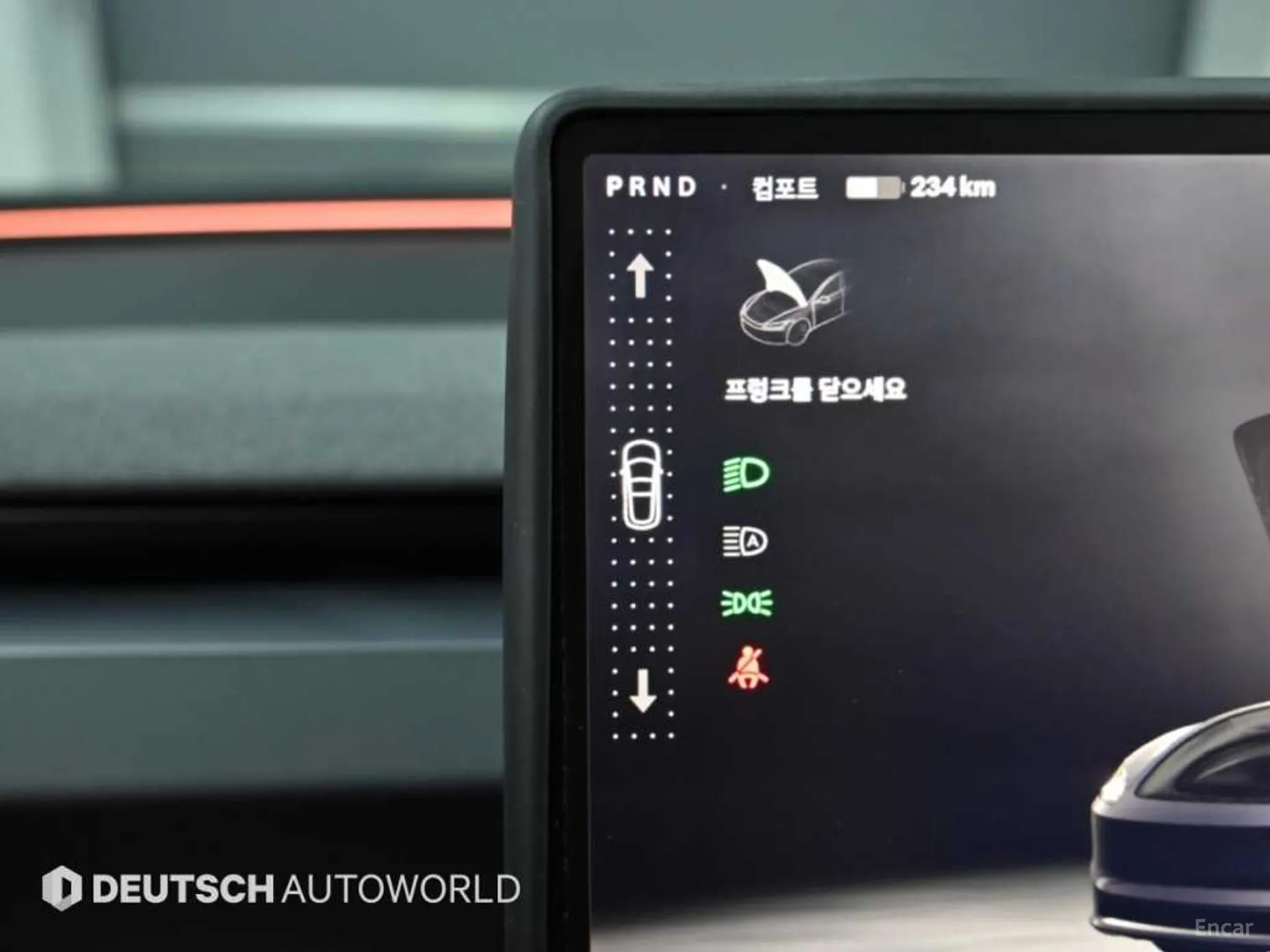 Tesla Model 3 превью 9