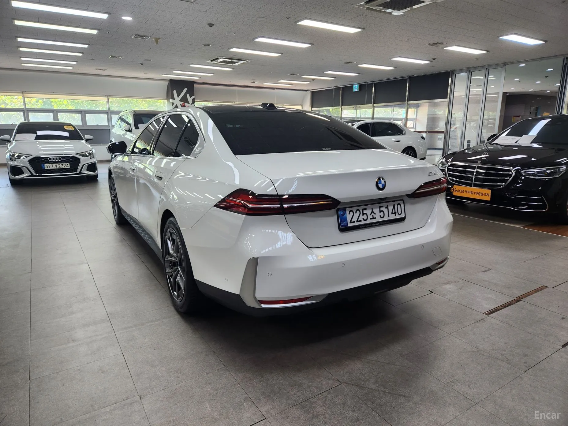 BMW 5 Series (G60)