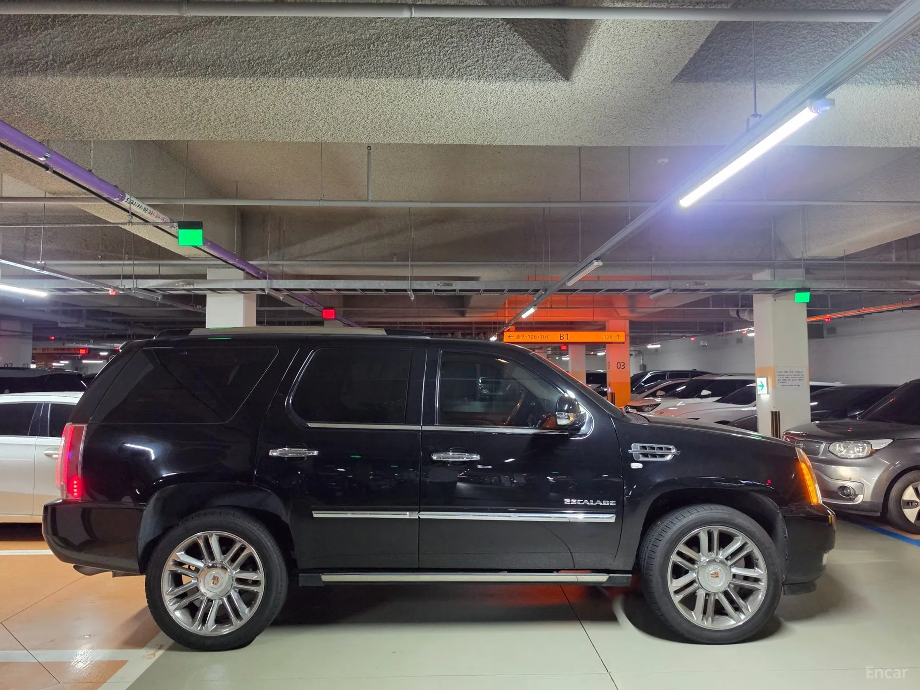 Cadillac Escalade превью 13