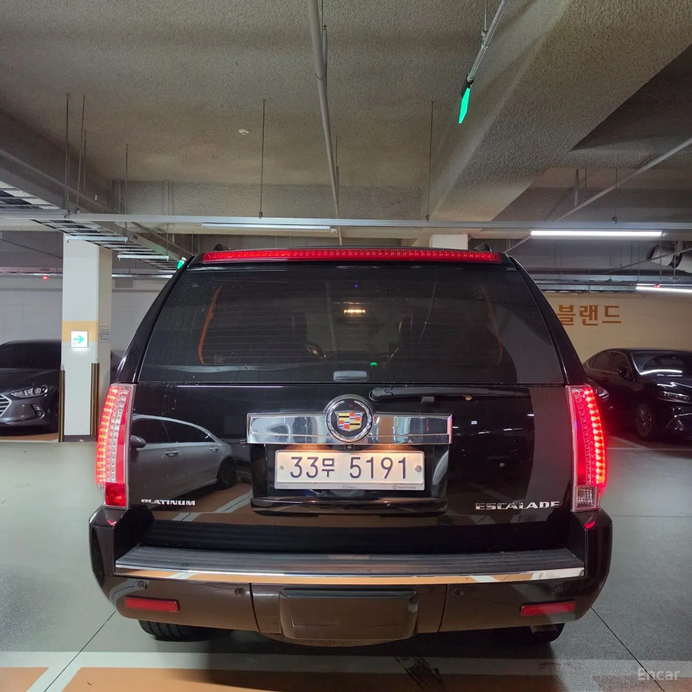 Cadillac Escalade превью 4