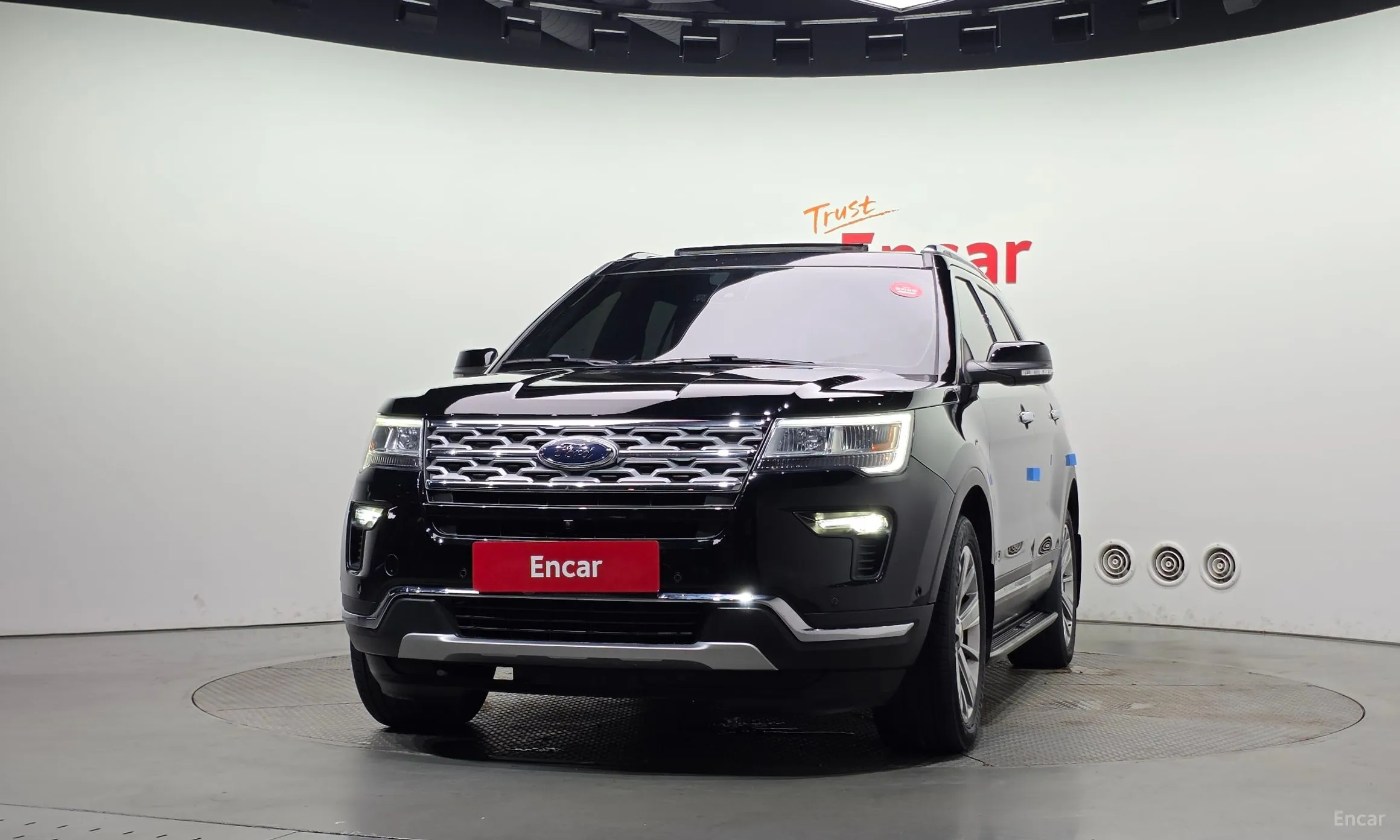 Ford Explorer превью 3