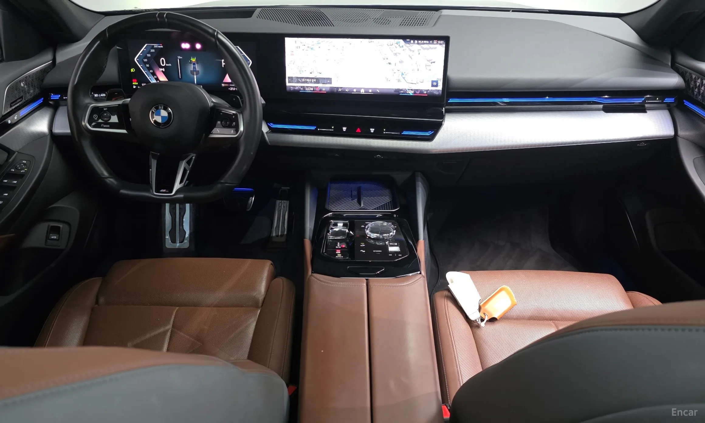 BMW 5 Series (G60) превью 7