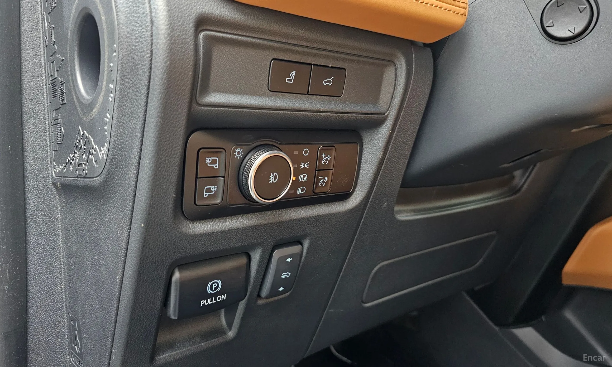 Ford Expedition превью 19