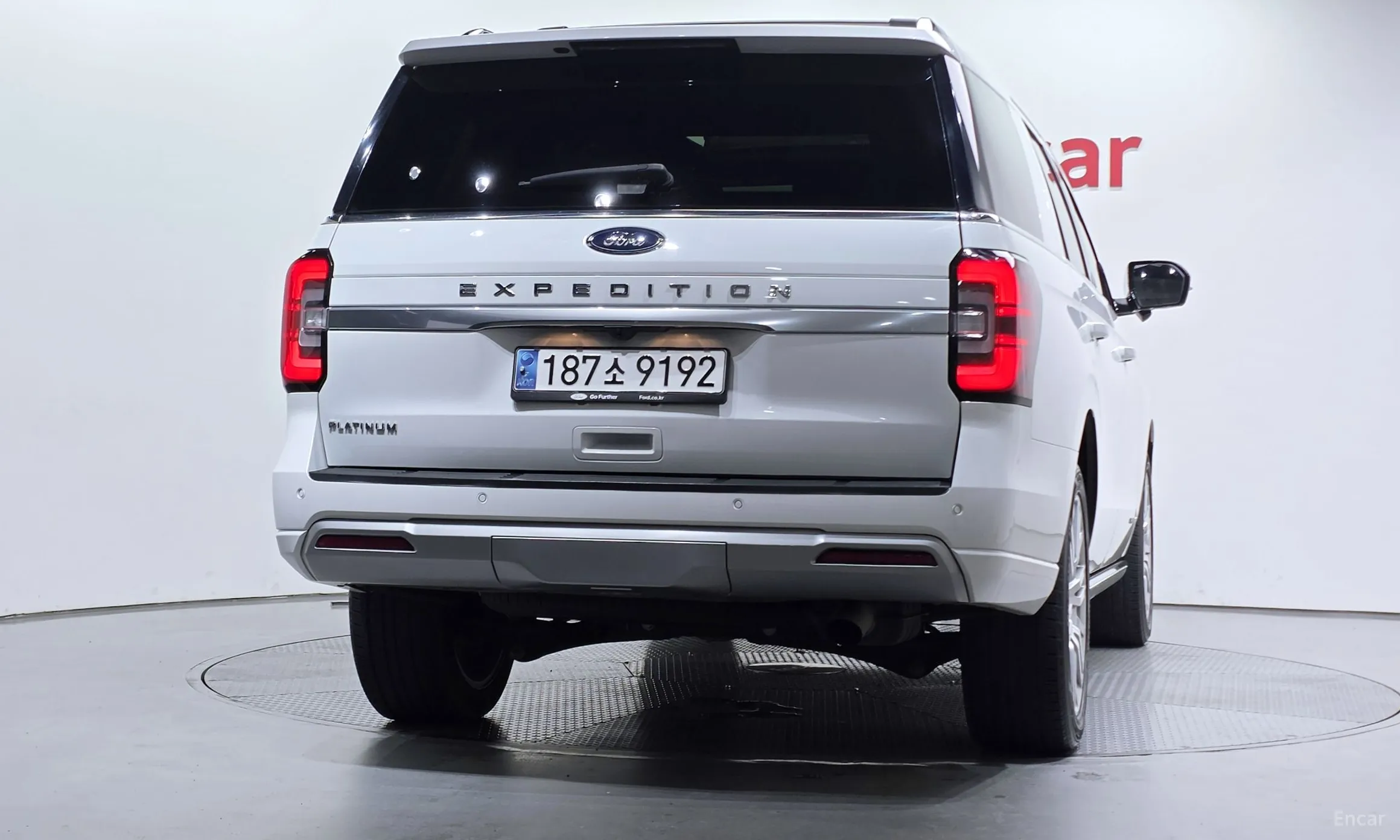 Ford Expedition превью 4