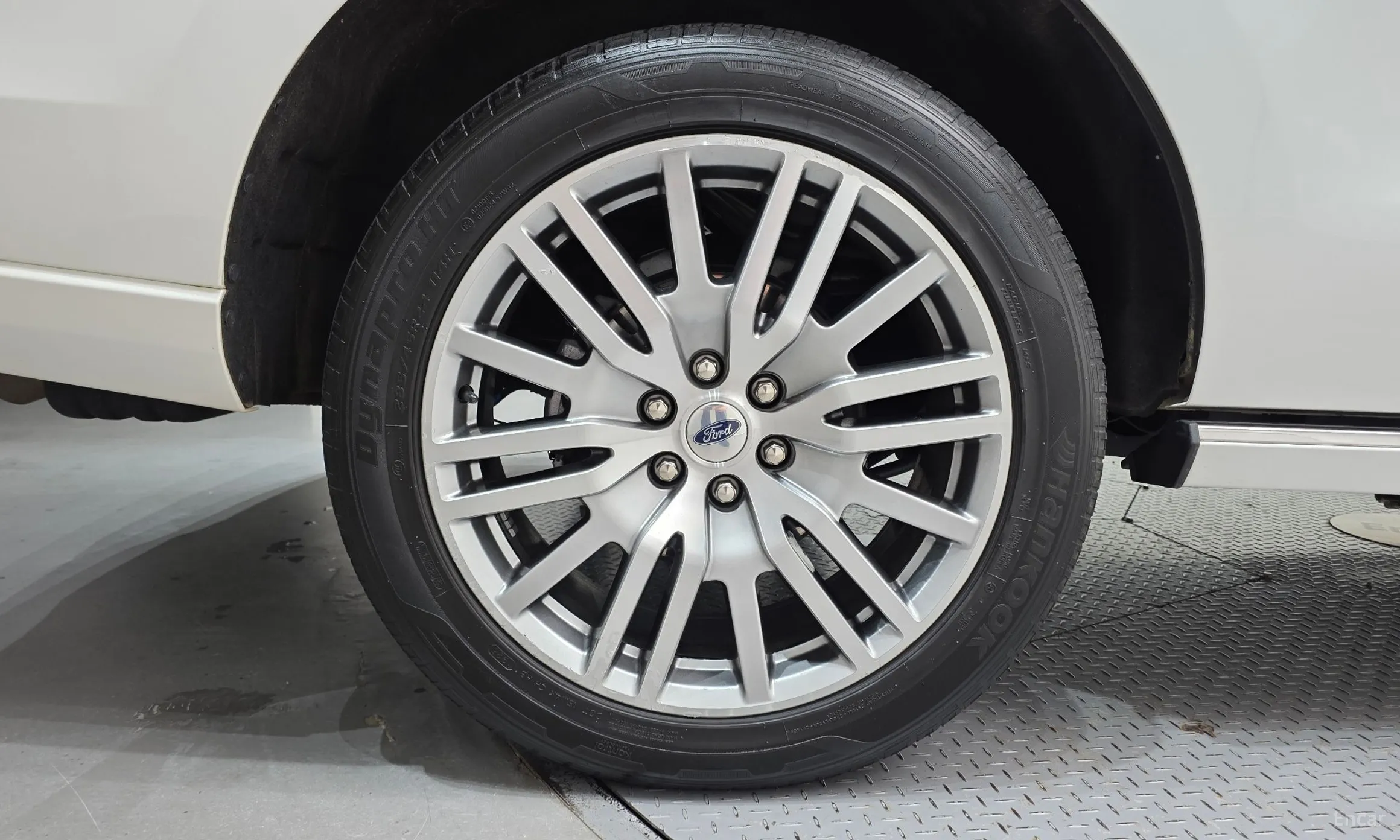 Ford Expedition превью 5
