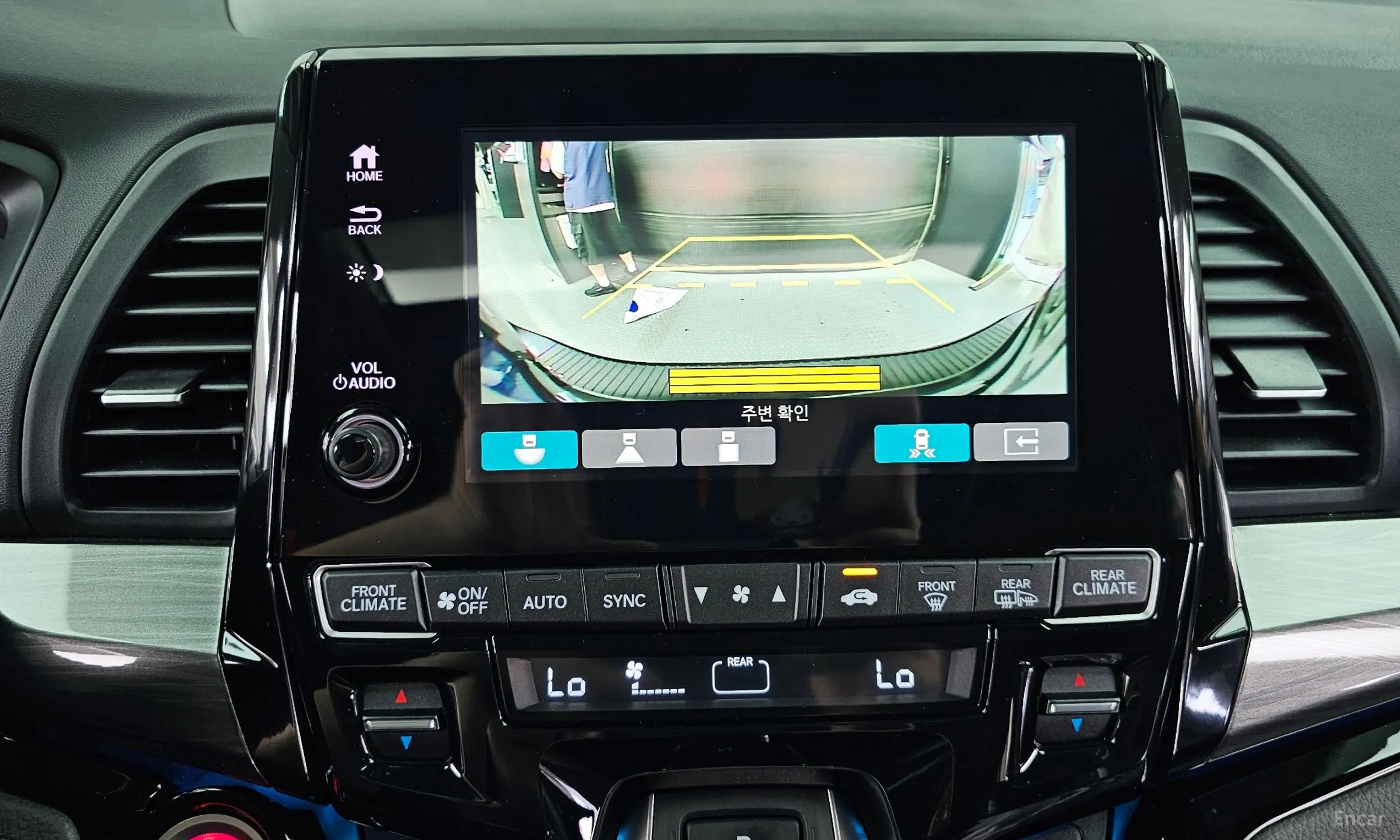 Honda Odyssey превью 15