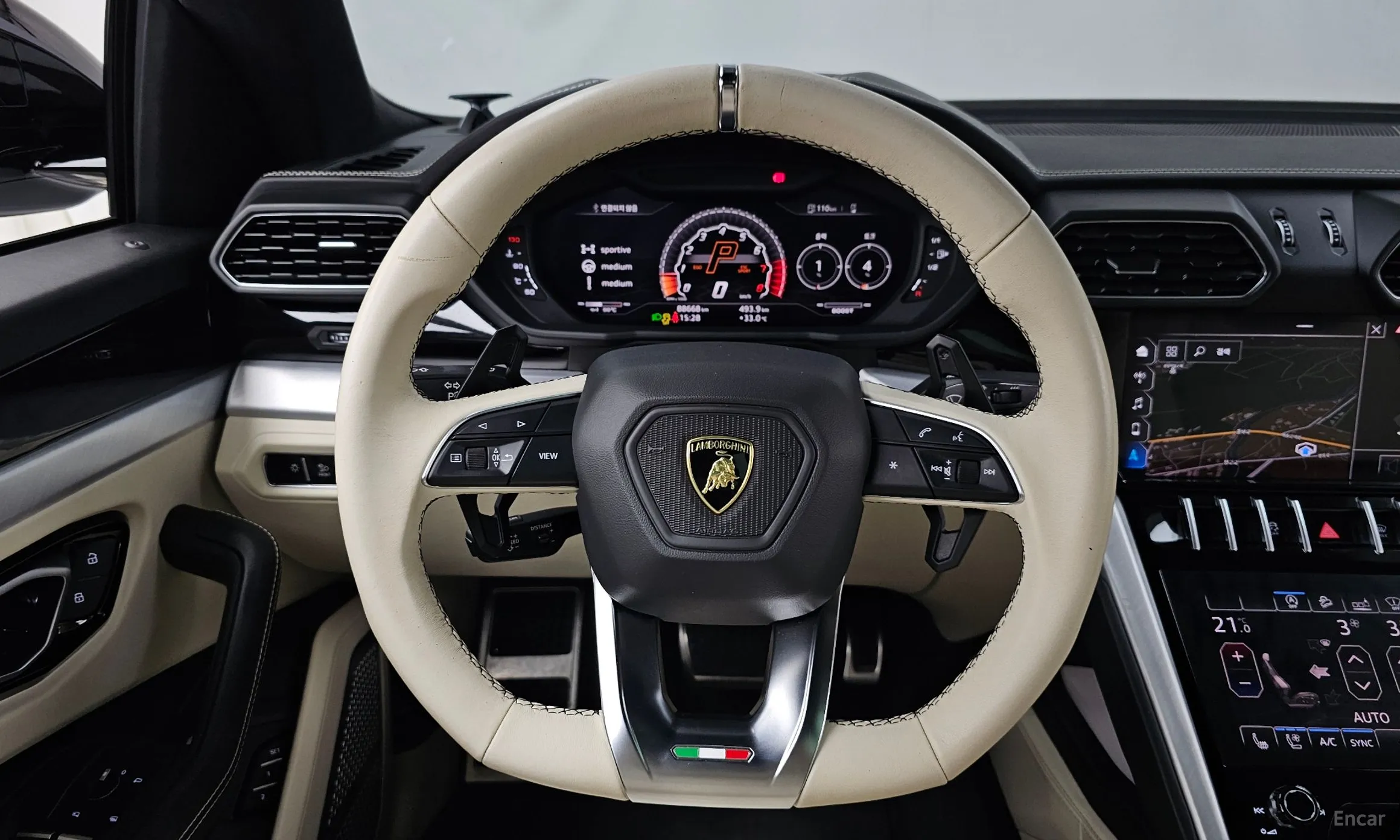 Lamborghini Urus превью 13