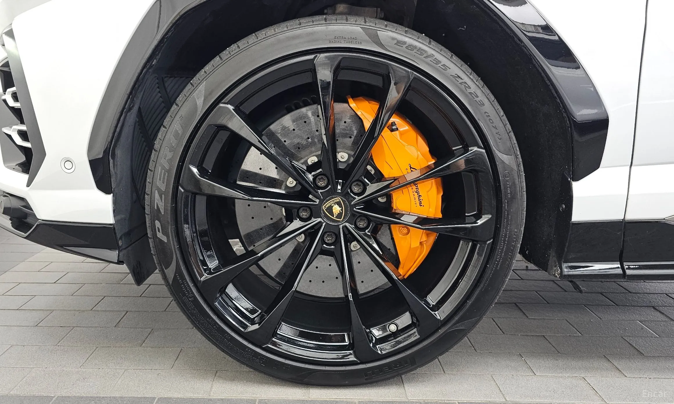 Lamborghini Urus превью 5