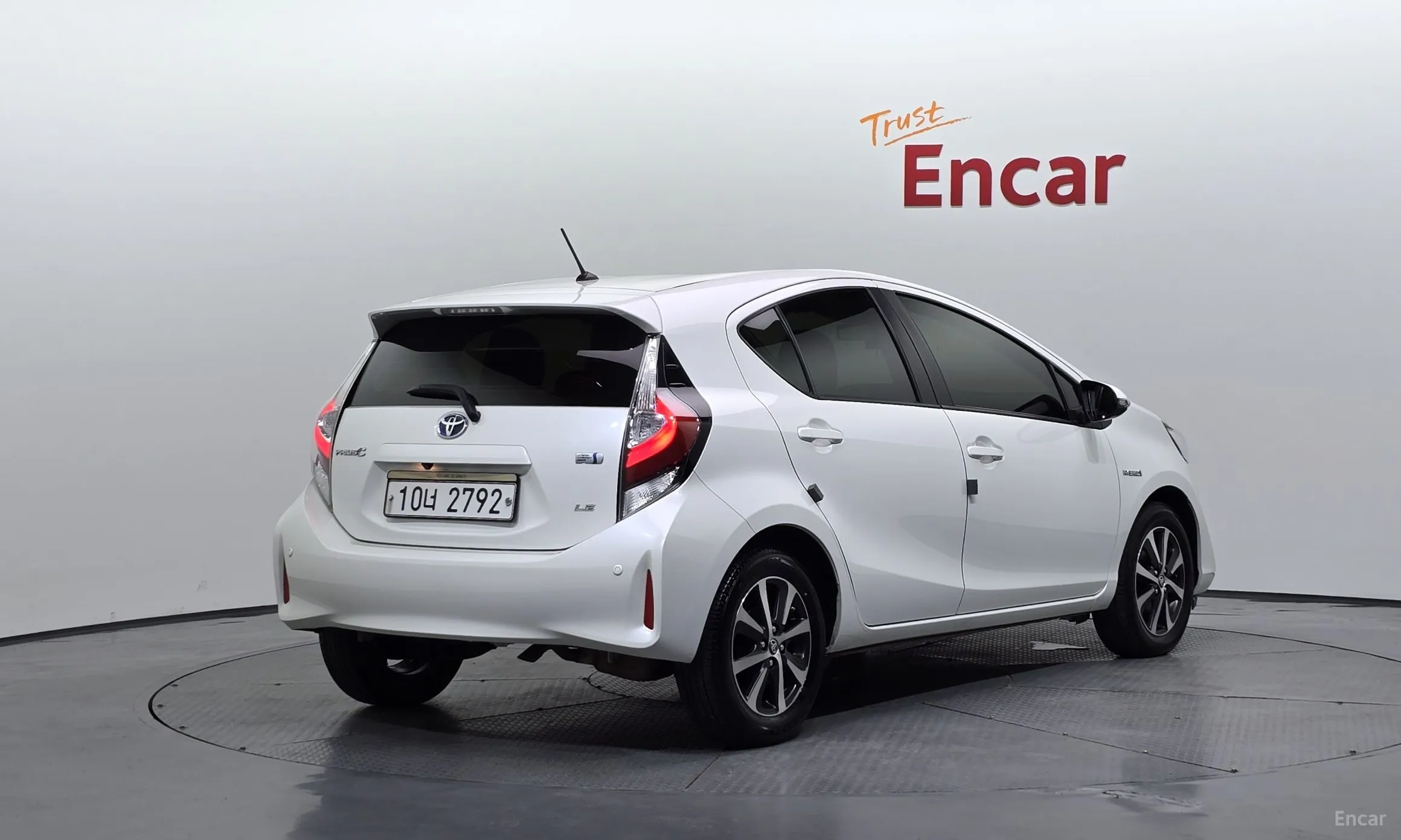 Toyota Prius C