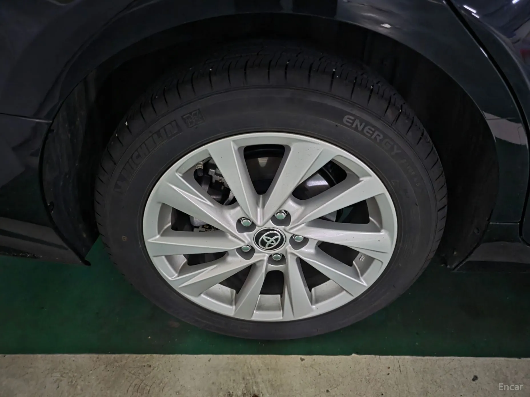 Toyota Camry (XV70) превью 11