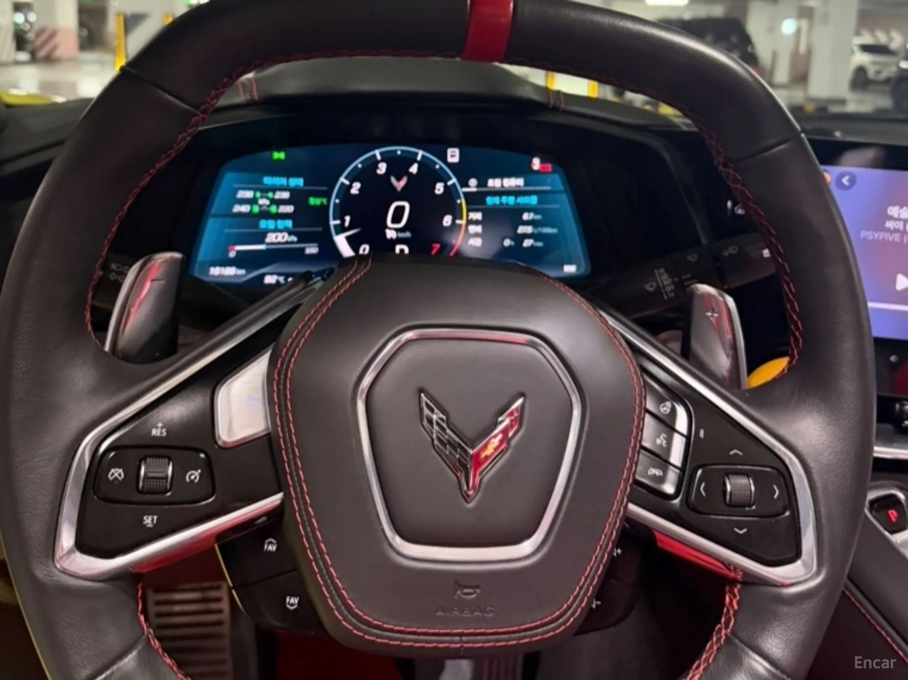 Chevrolet Corvette превью 13