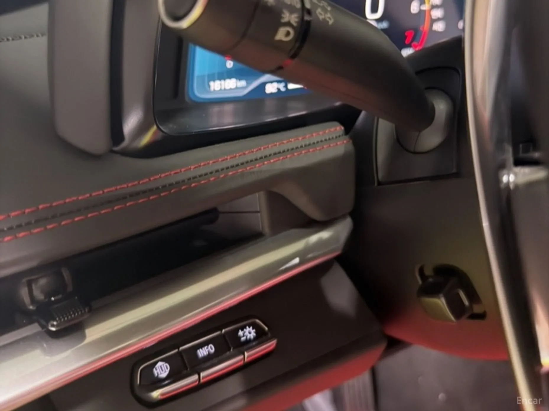 Chevrolet Corvette превью 14