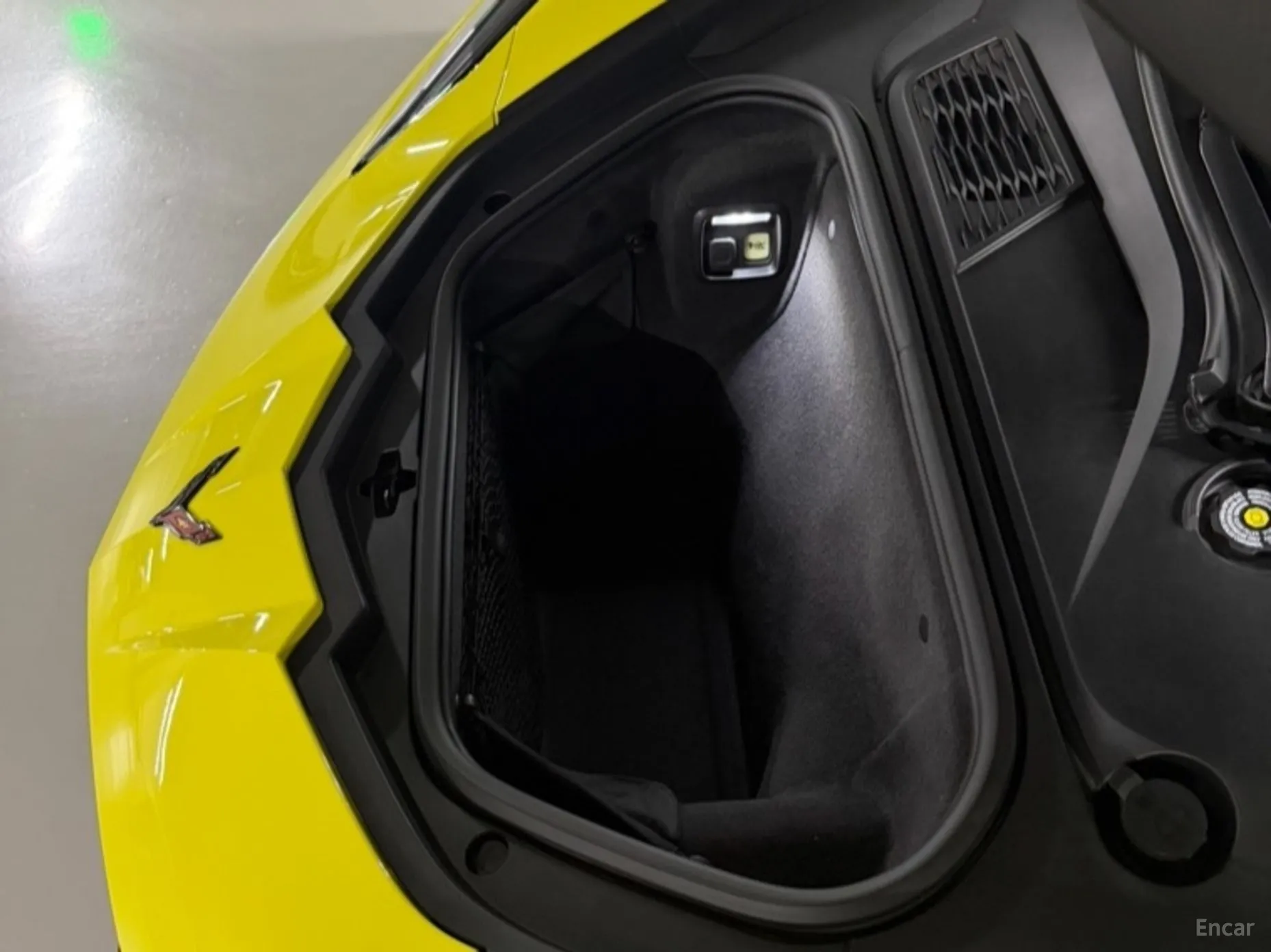 Chevrolet Corvette превью 18