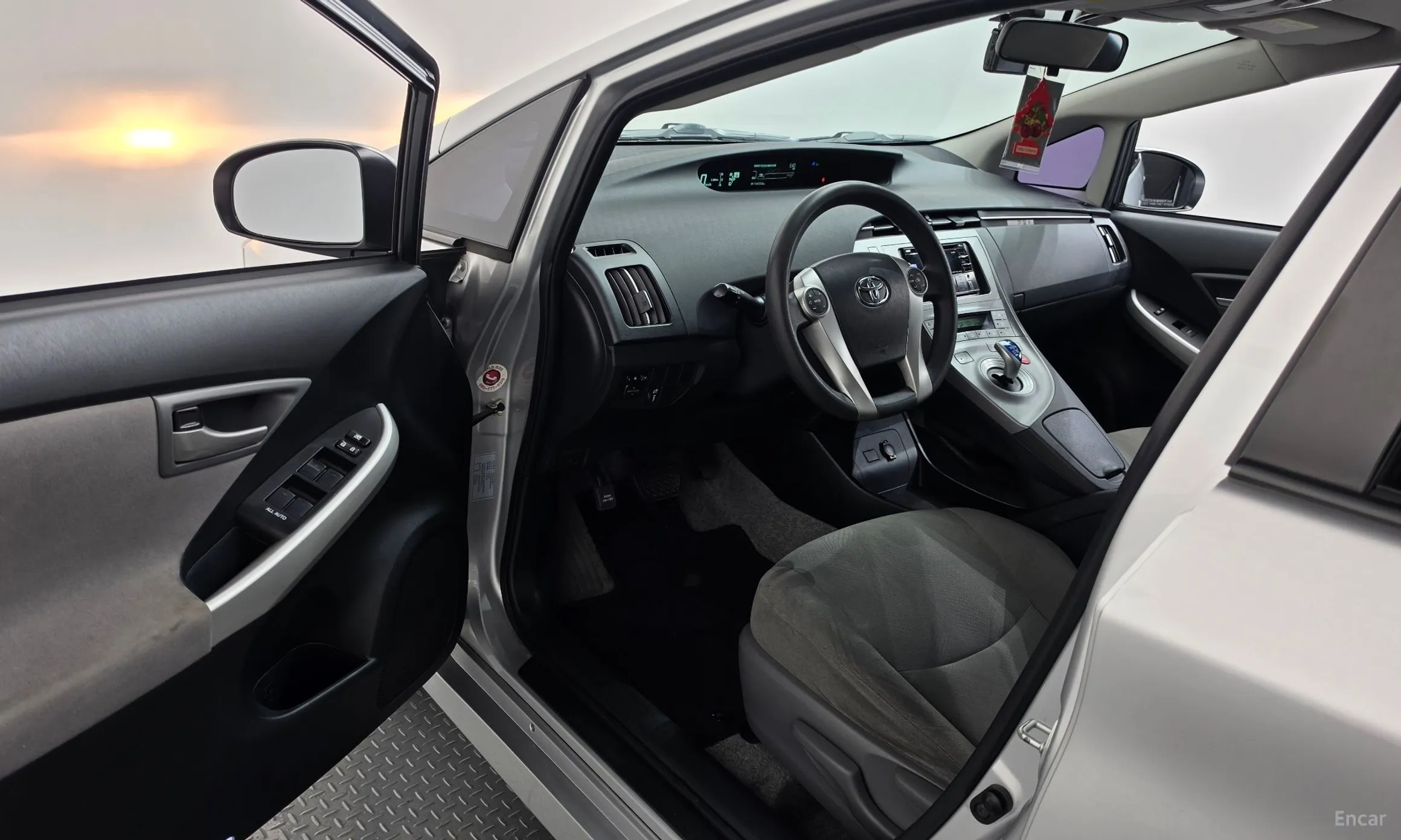 Toyota Toyota Prius превью 10