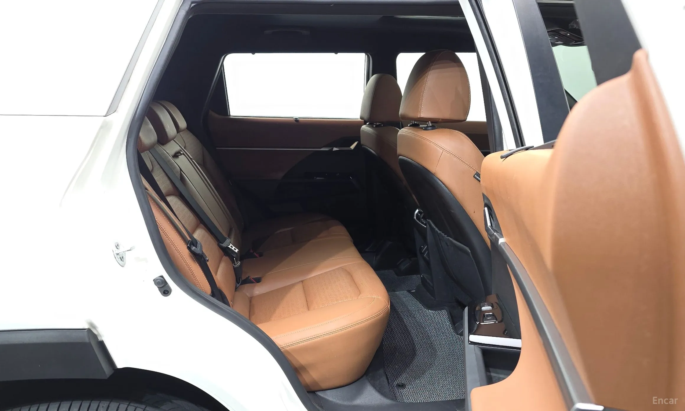 KG Mobility (SsangYong) Torres превью 12