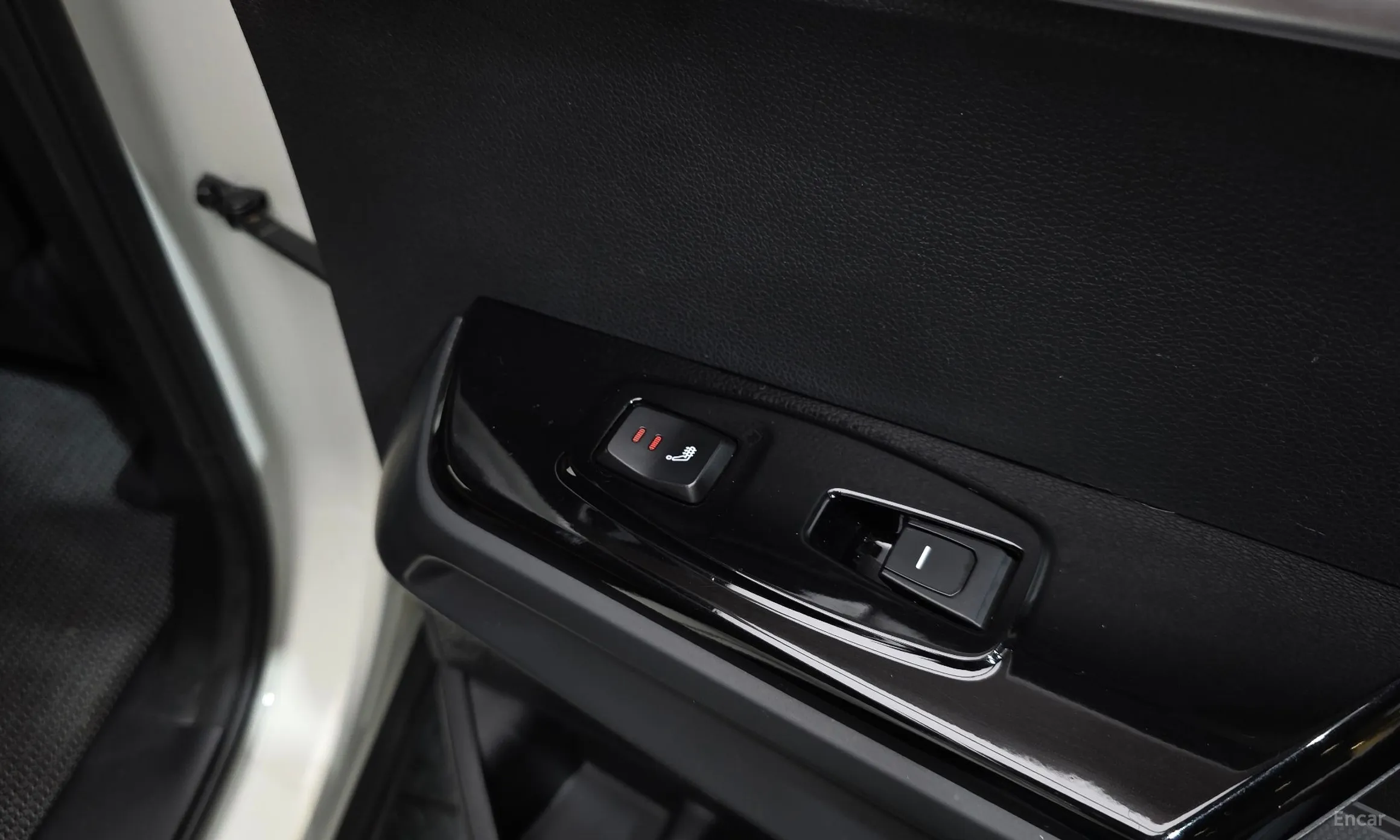 KG Mobility (SsangYong) Torres превью 18