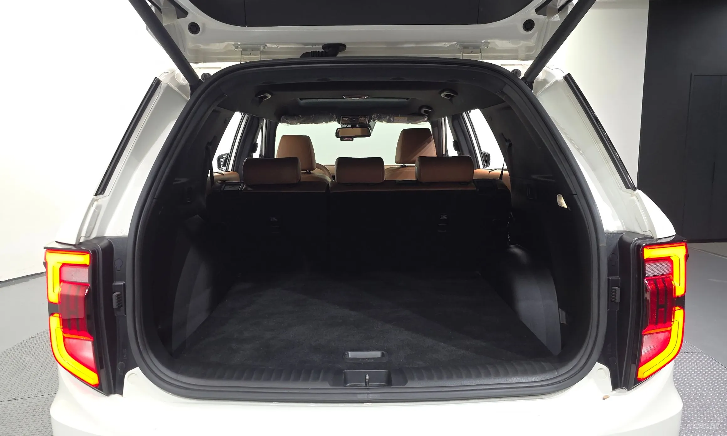 KG Mobility (SsangYong) Torres превью 20