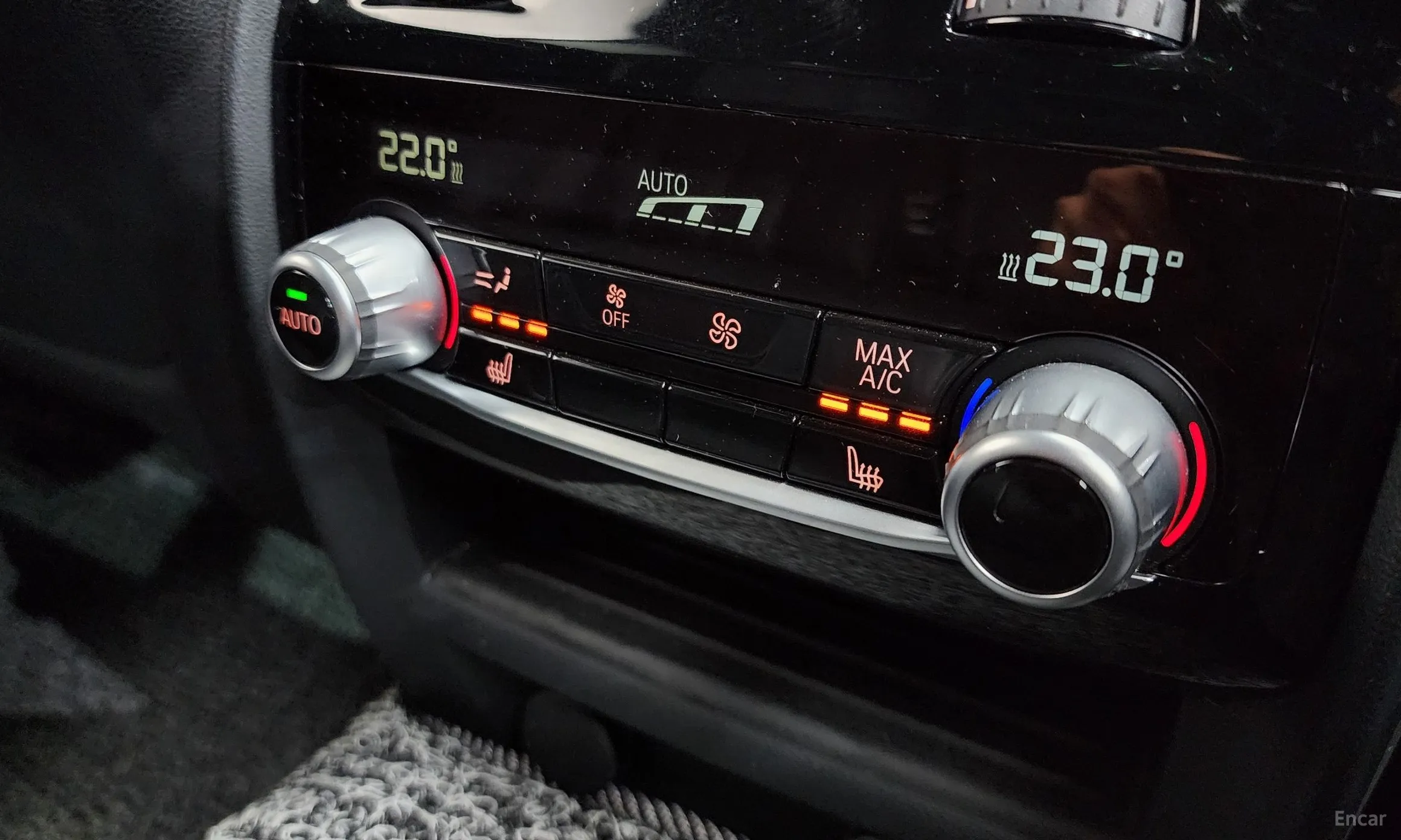 BMW 5 Series (G30) превью 19